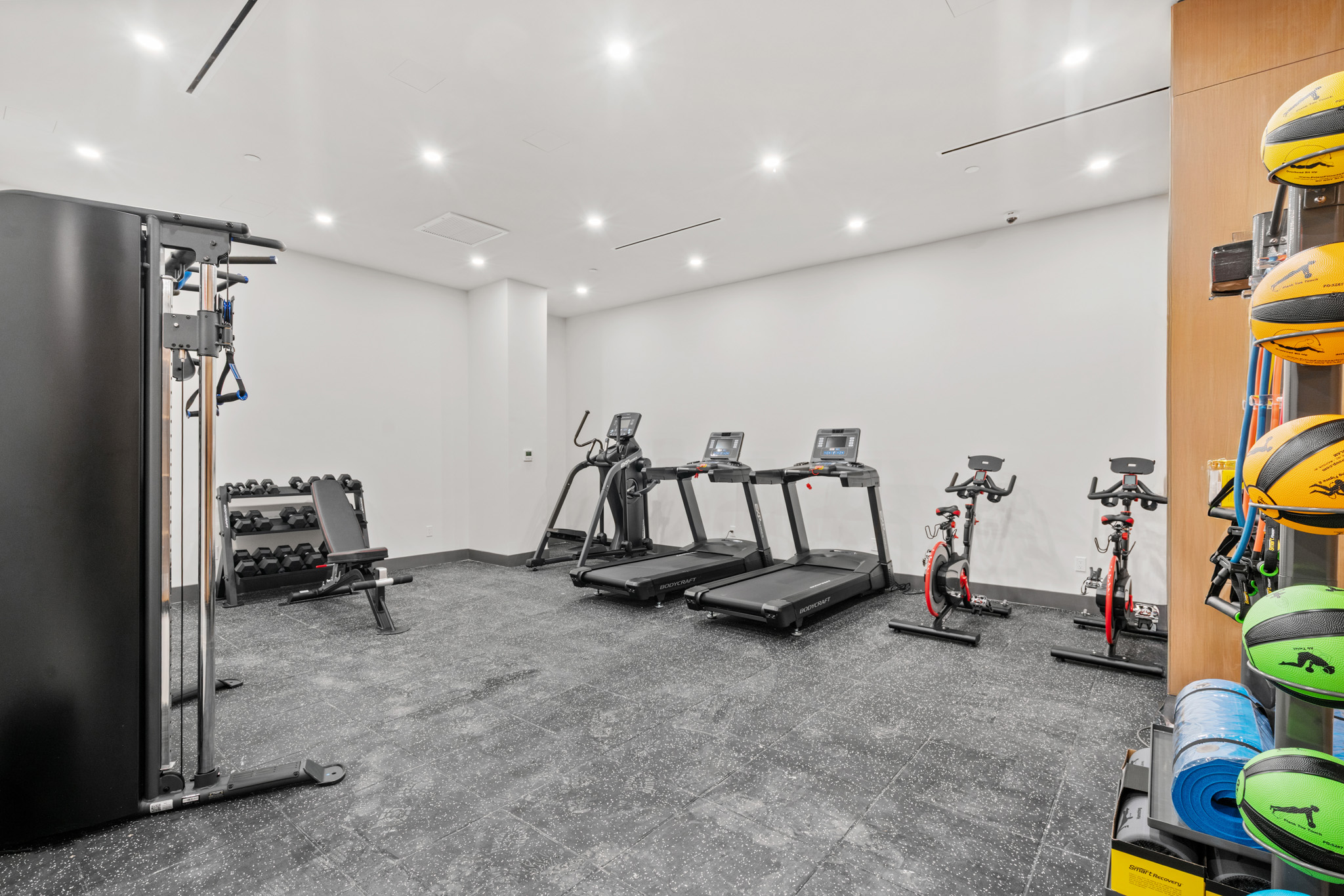 #14 photo, Long Island City, Long Island City , NY 11101