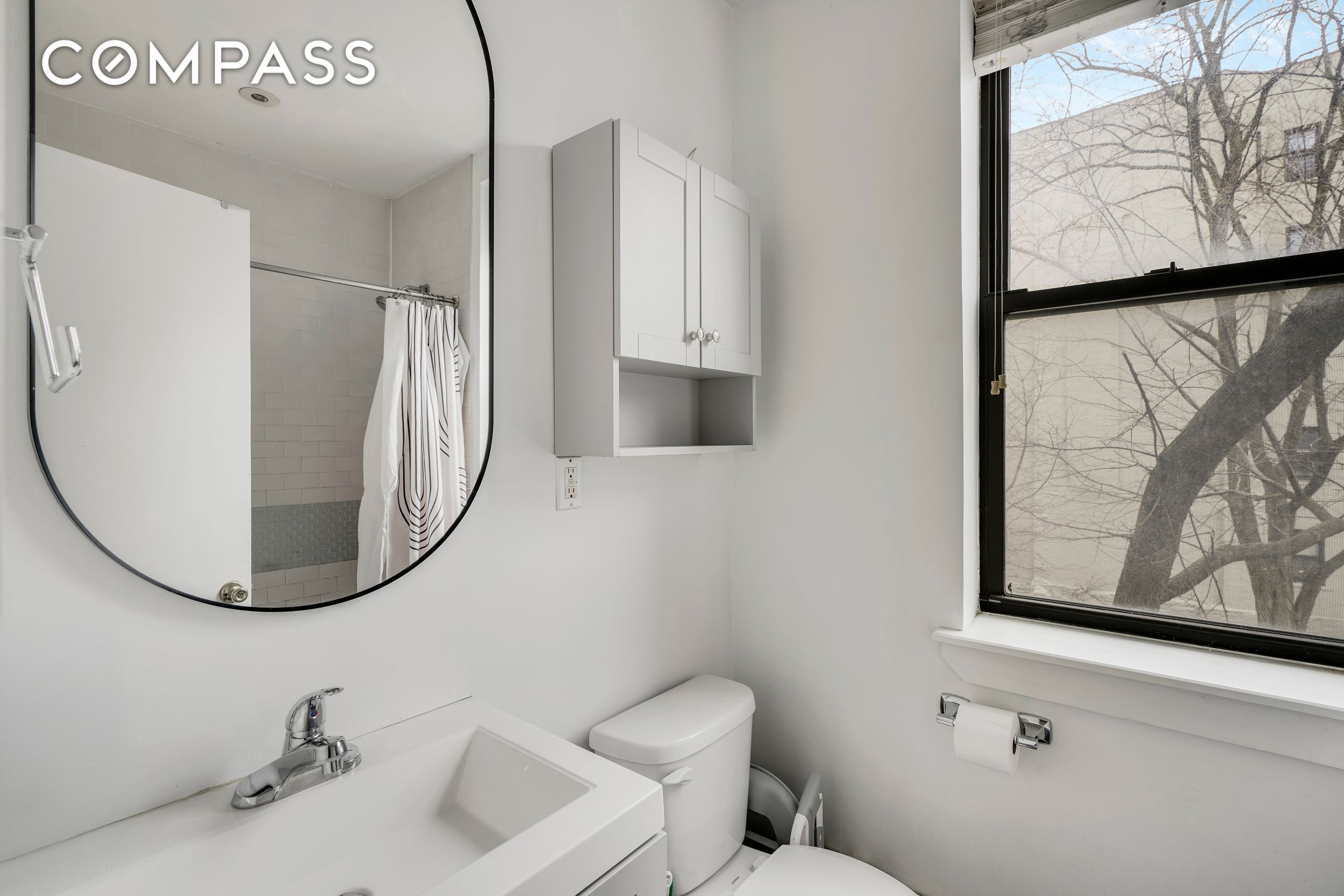 #13 photo, 161 W 133rd Street, マンハッタン Central Harlem , NY 10030