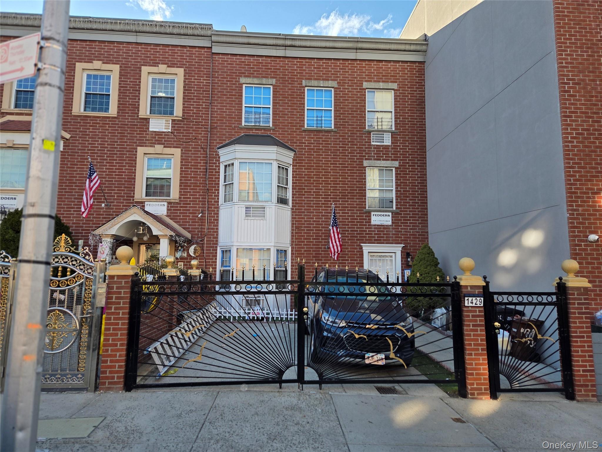 #1 photo, 1429 Vyse Avenue, ব্রঙ্কস Bronx , NY 10459