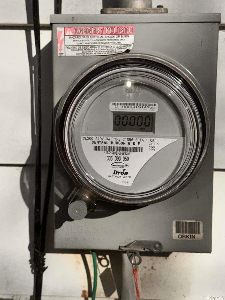 #12 photo, 179 Roosevelt Road, Hyde Park , NY 12538