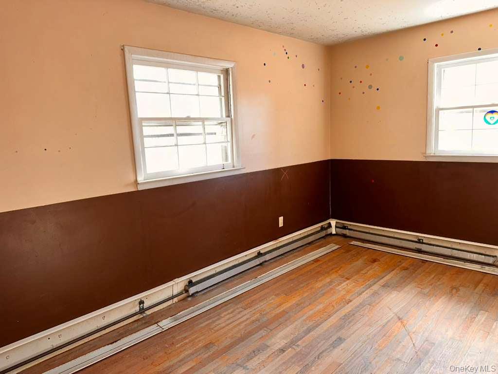 #7 photo, 179 Roosevelt Road, Hyde Park , NY 12538