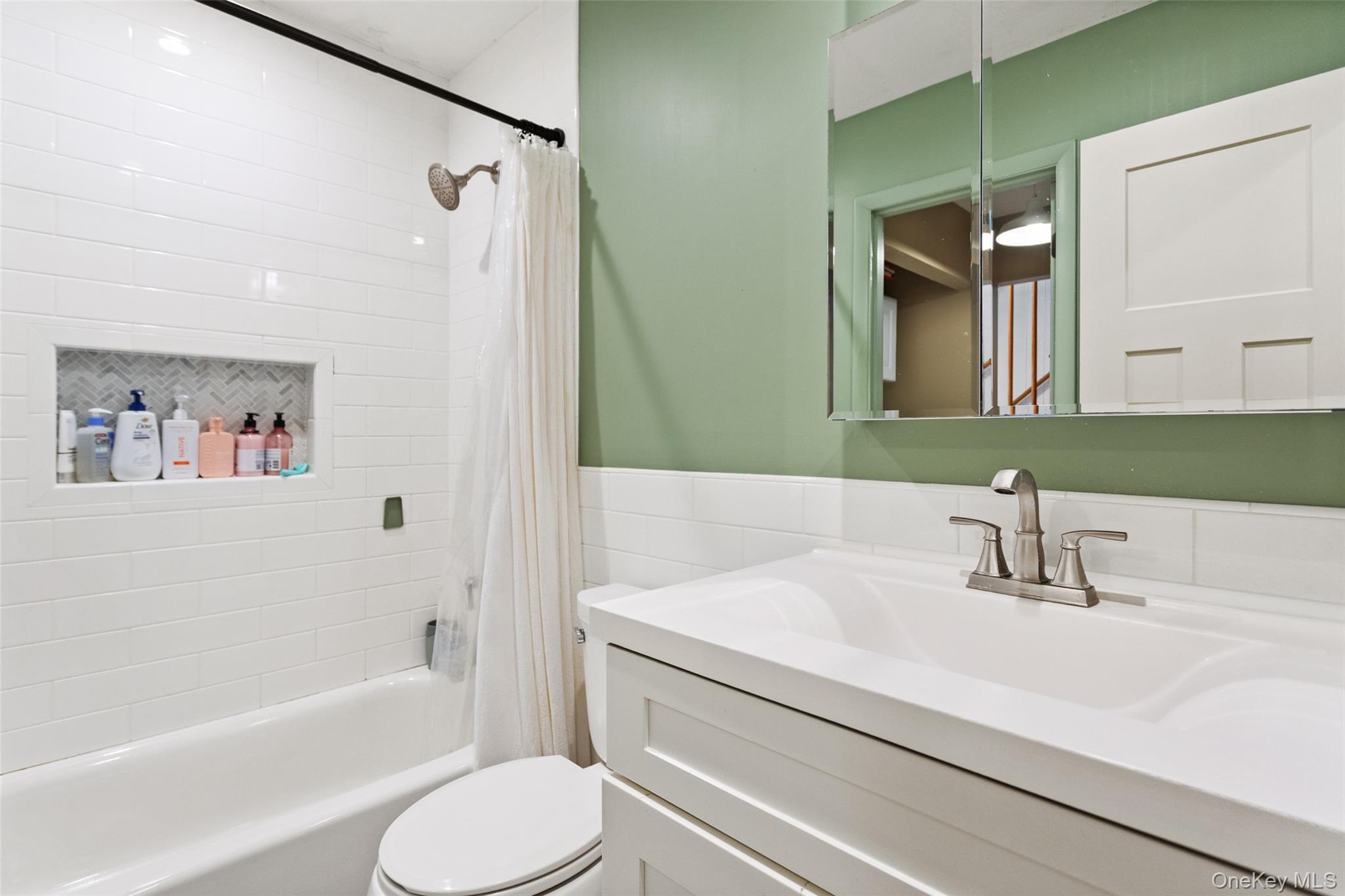 #19 photo, 7 Lisa Court, Dobbs Ferry , NY 10522