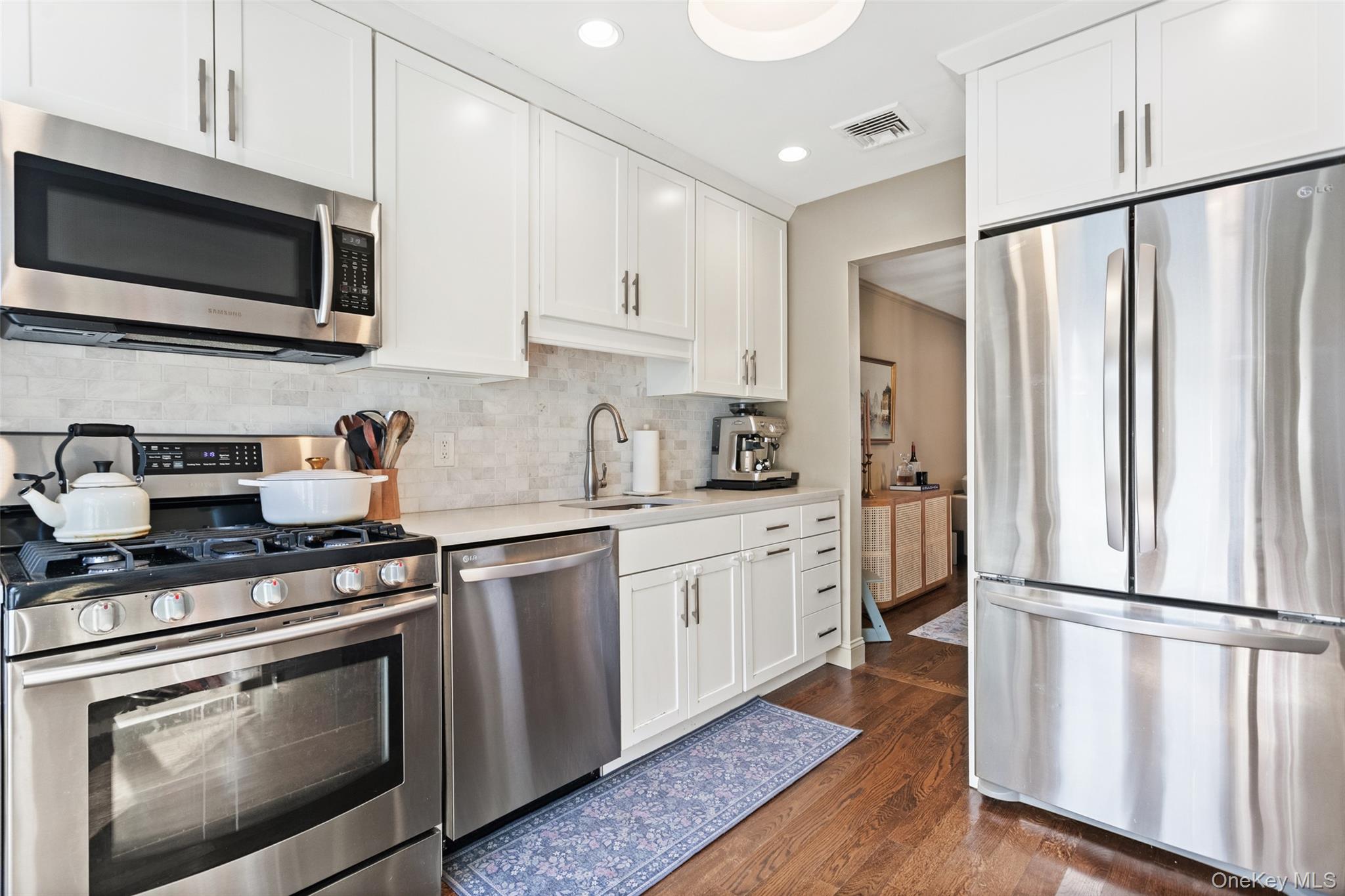 #5 photo, 7 Lisa Court, Dobbs Ferry , NY 10522