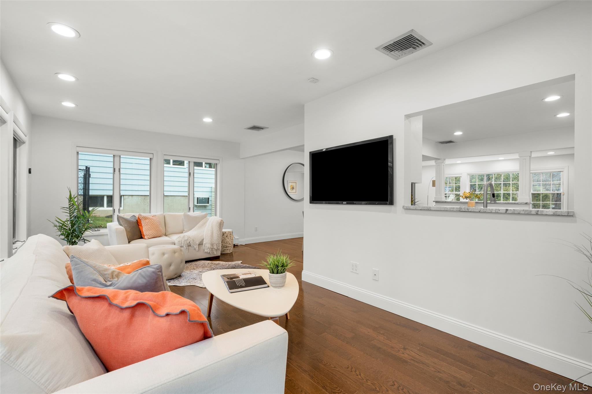 #14 photo, 8 Valentine Road, Briarcliff Manor , NY 10510