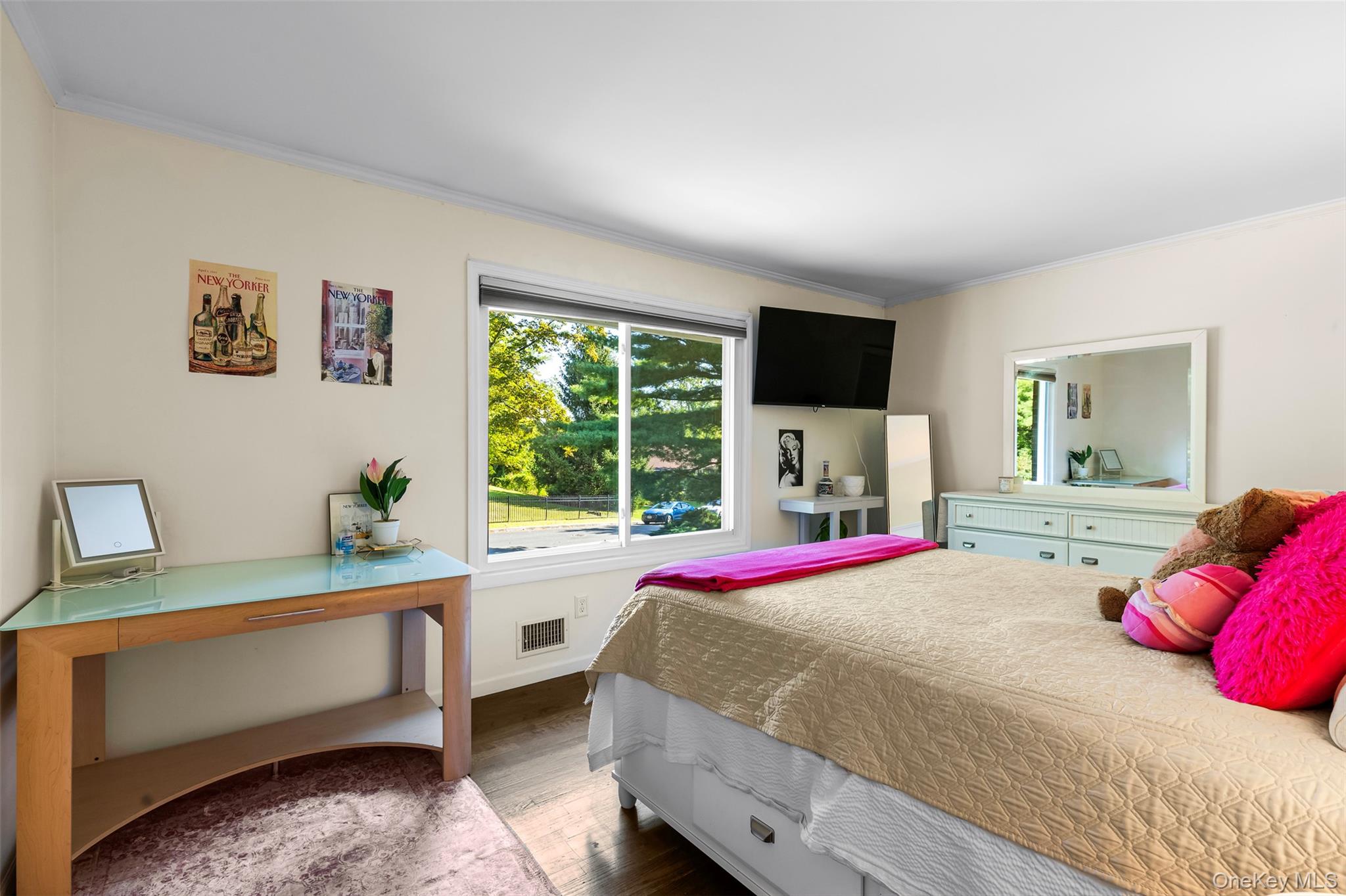 #20 photo, 40 Penny Lane, Scarsdale , NY 10583