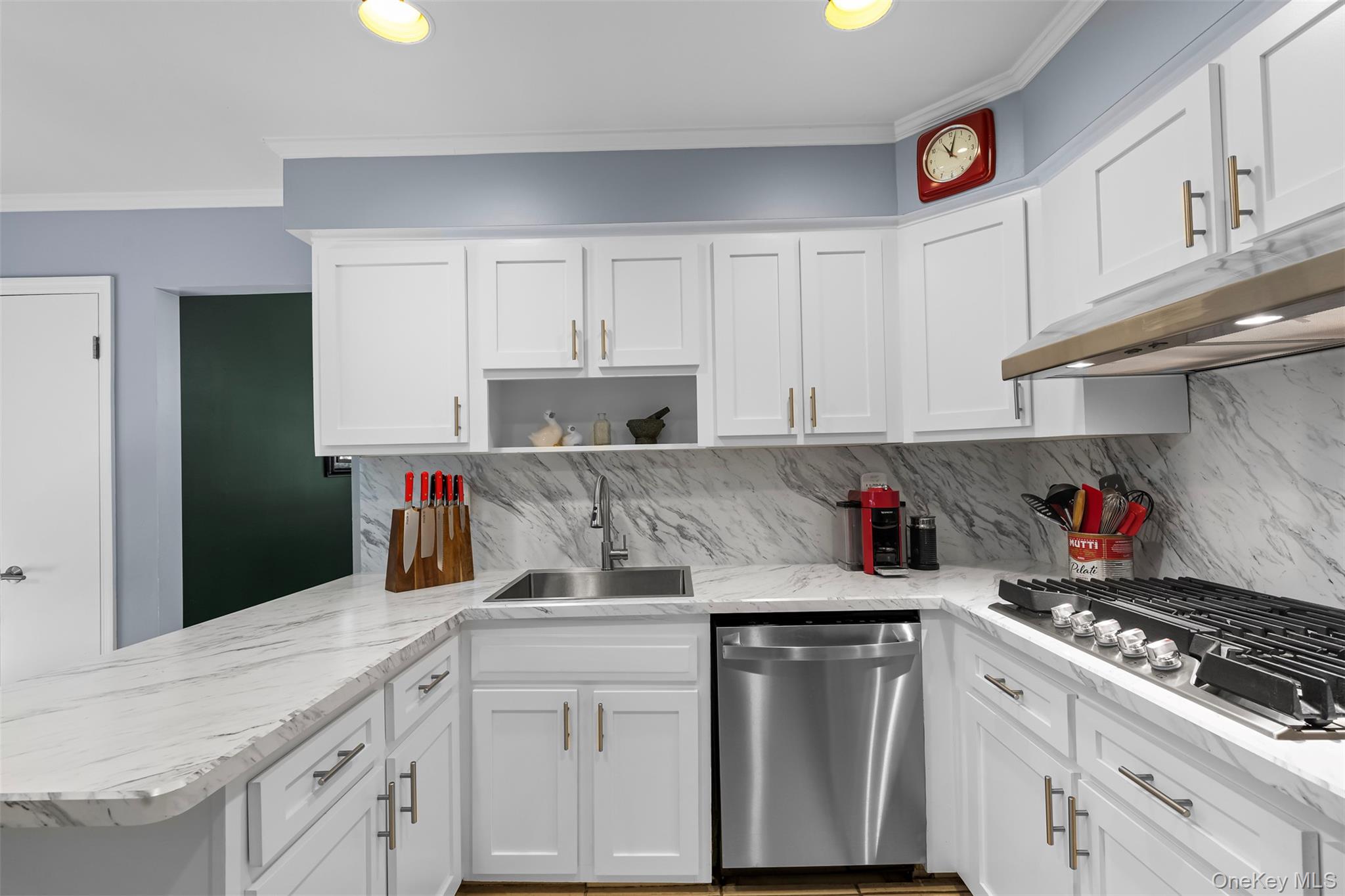 #7 photo, 40 Penny Lane, Scarsdale , NY 10583