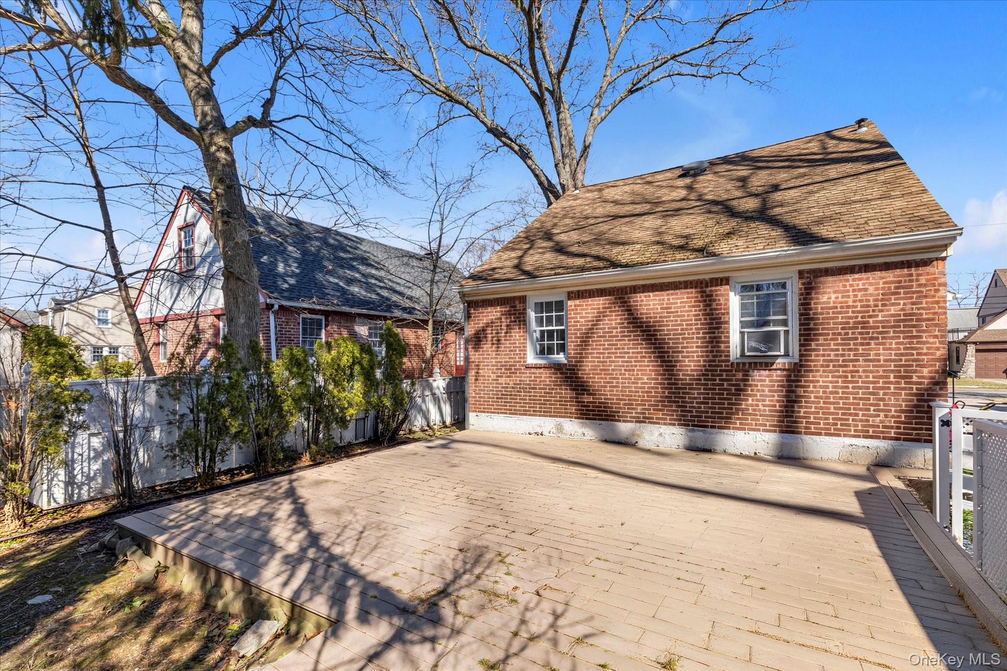 #20 photo, 81 Stuart Street, 長島 Lynbrook , NY 11563