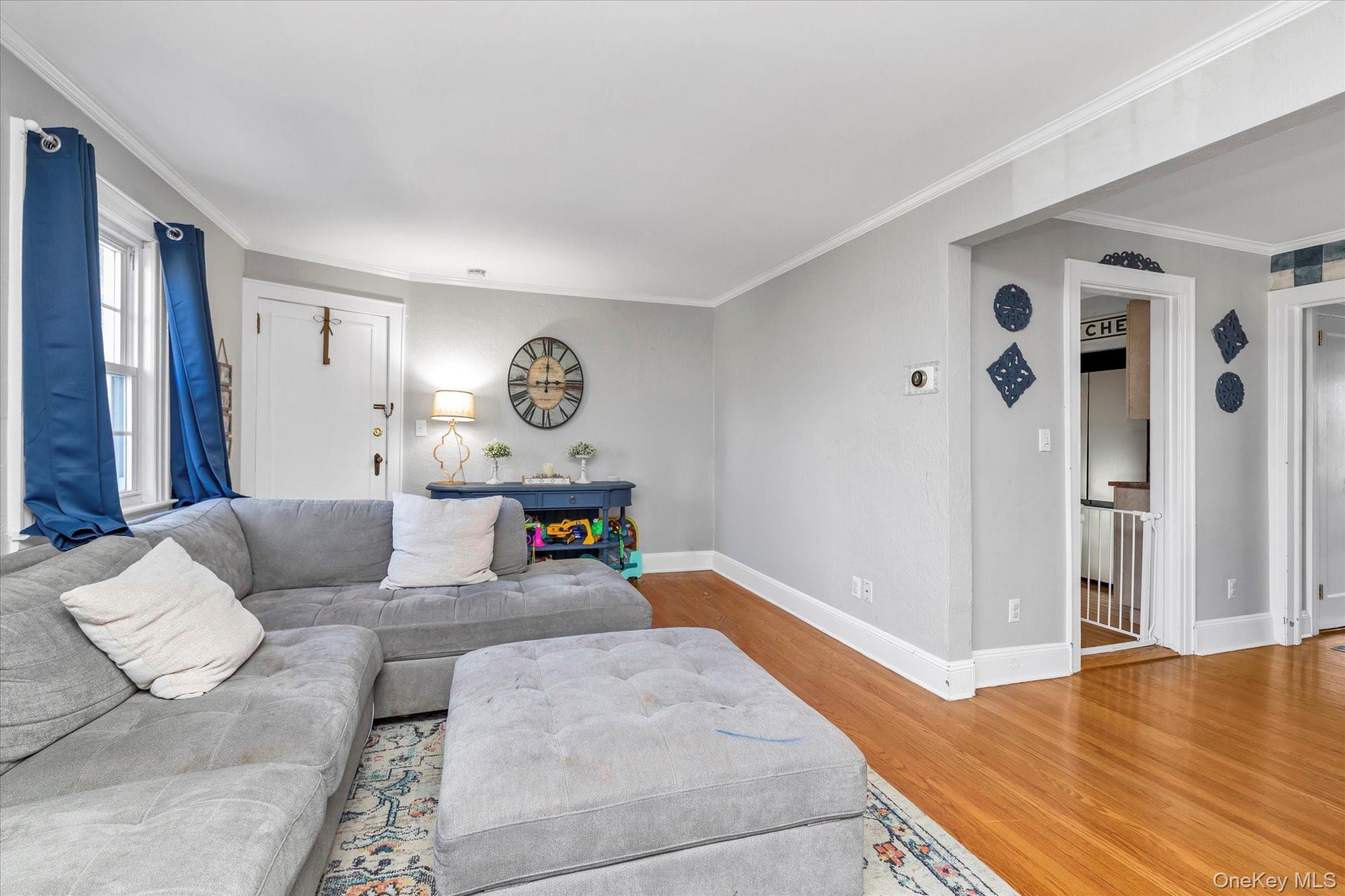 #3 photo, 81 Stuart Street, 長島 Lynbrook , NY 11563