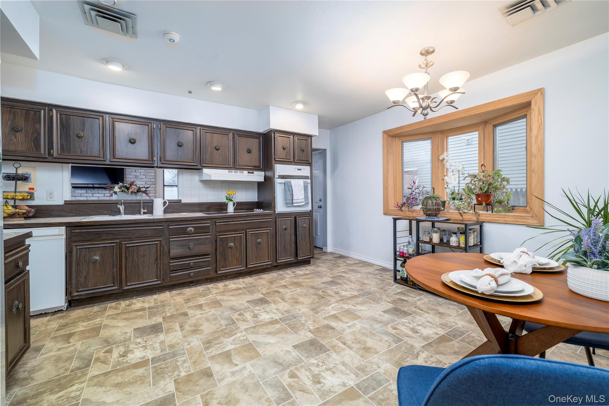 #10 photo, 29 Donna Lane, নাসাউ কাউন্টি Lido Beach , NY 11561