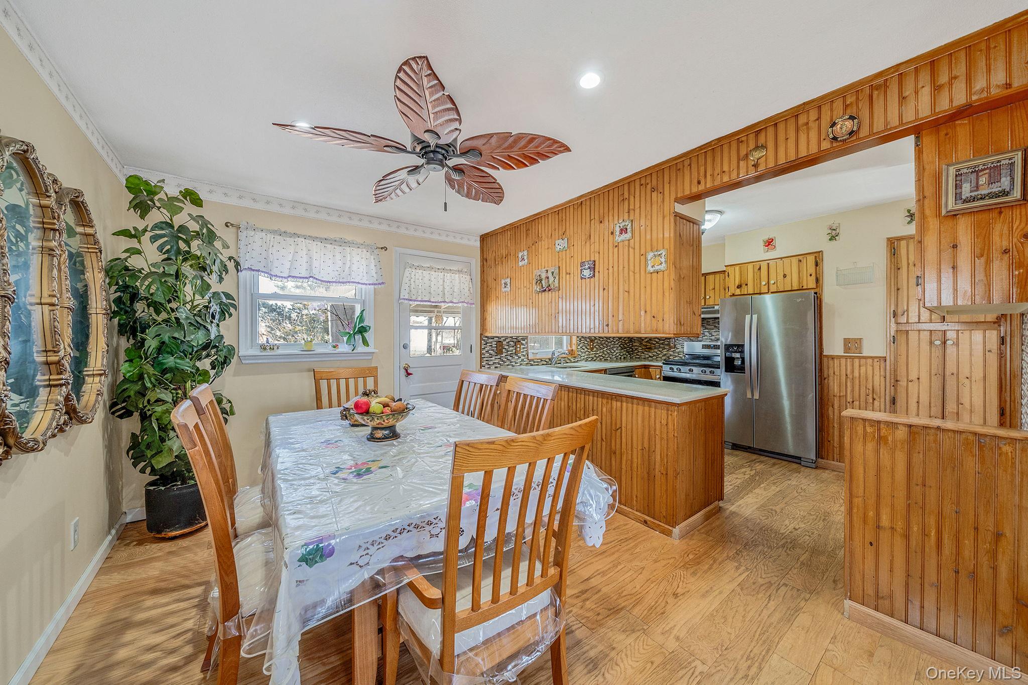 #13 photo, 27 Trader Lane, 東長島 Brentwood , NY 11717