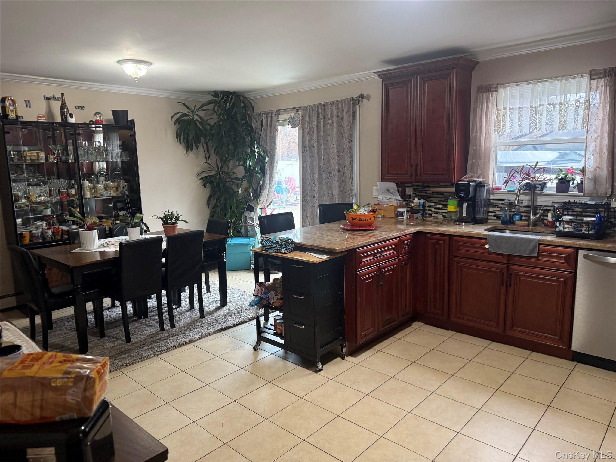 #9 photo, 2 1st Street, Саффолк ‖ Coram , NY 11727