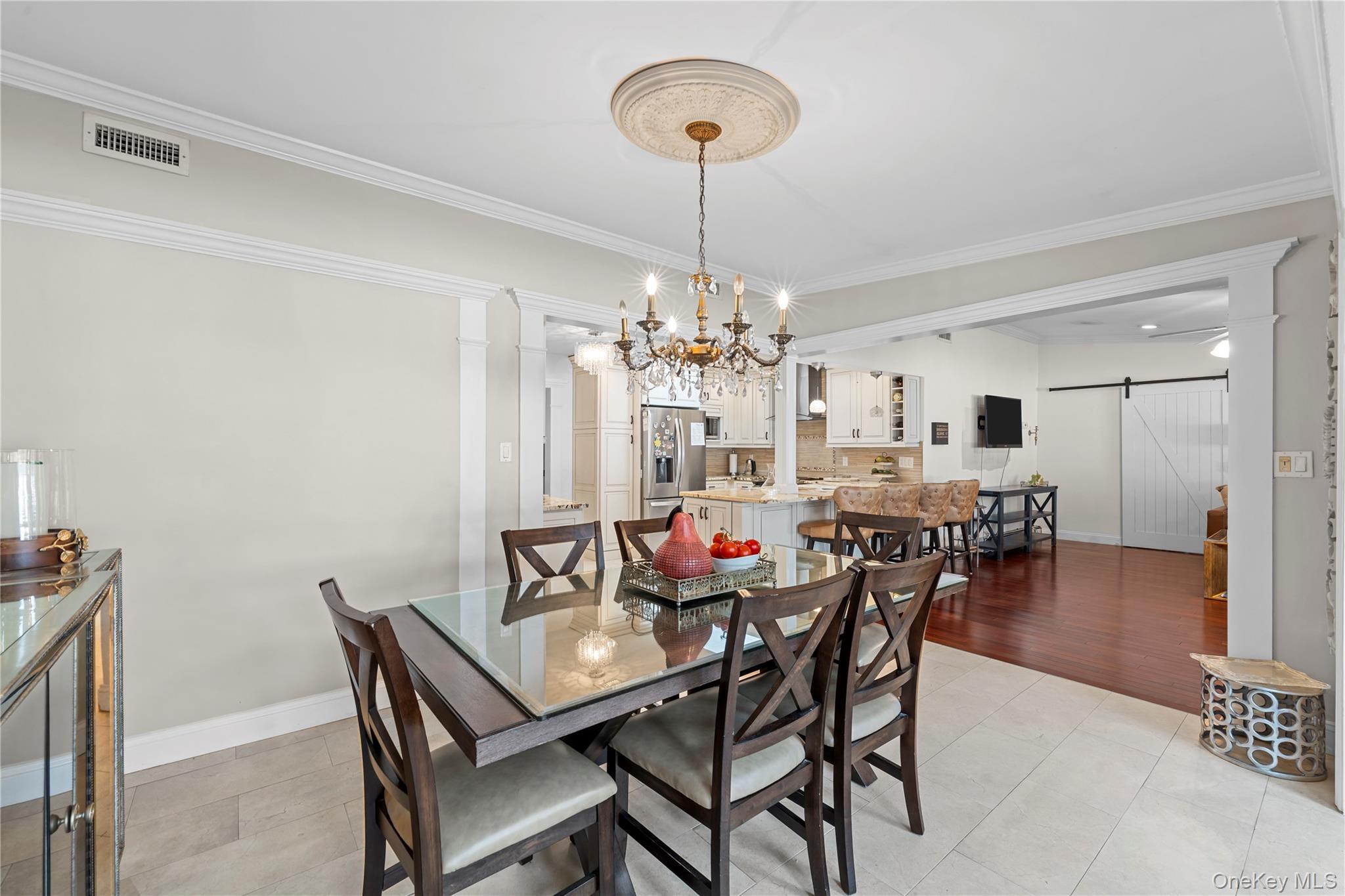 #18 photo, 10 Heather Court, সাফোক কাউন্টি Centereach , NY 11720