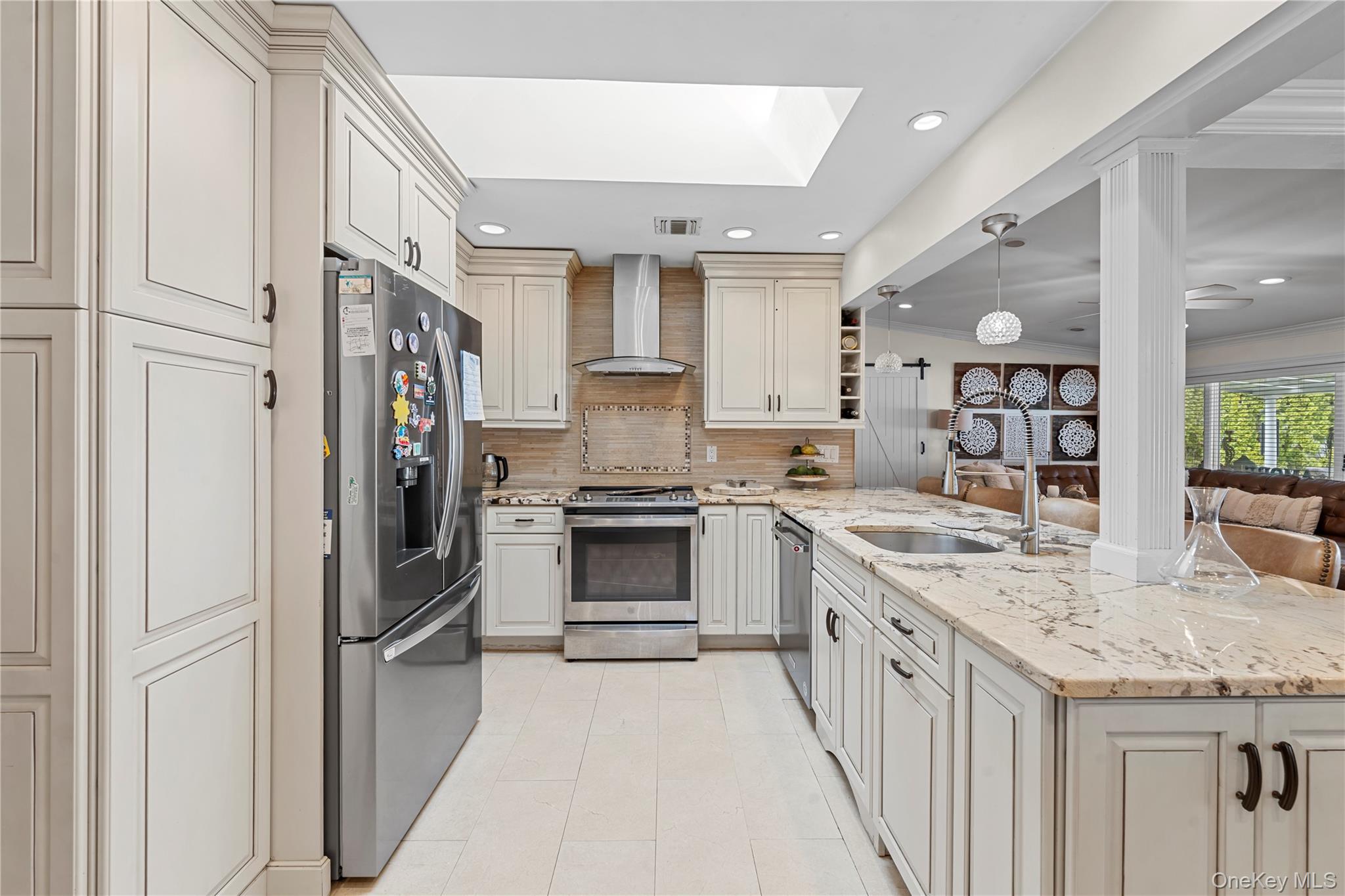 #8 photo, 10 Heather Court, সাফোক কাউন্টি Centereach , NY 11720