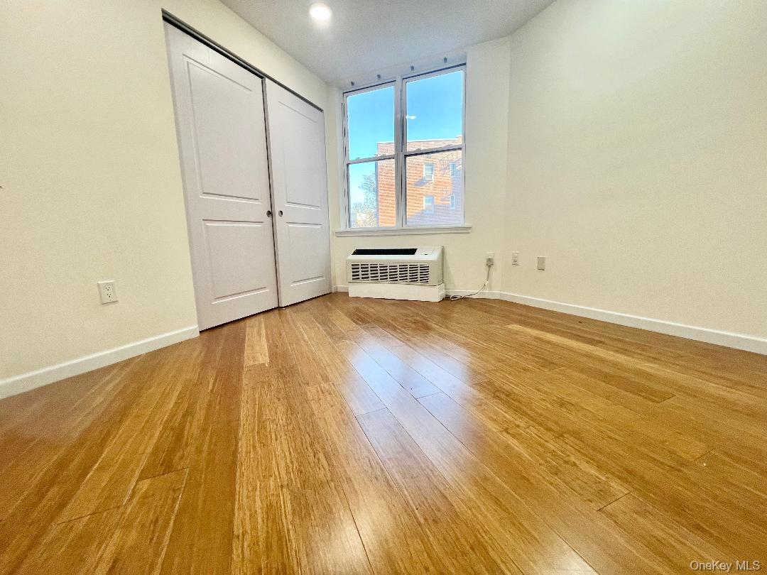 #5 photo, 55 S Middle Neck Road, Нассау ‖ Great Neck , NY 11021