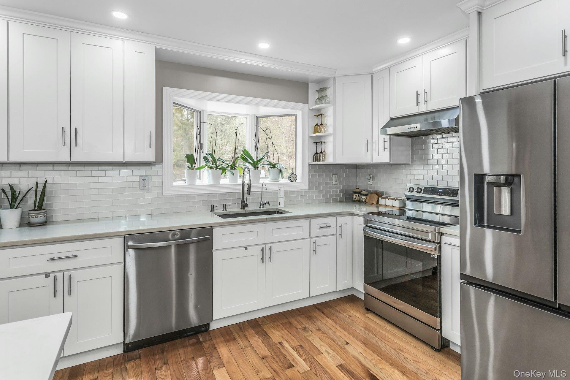 #10 photo, 9 Cold Spring Hills Road, 롱 아일랜드 Huntington , NY 11743