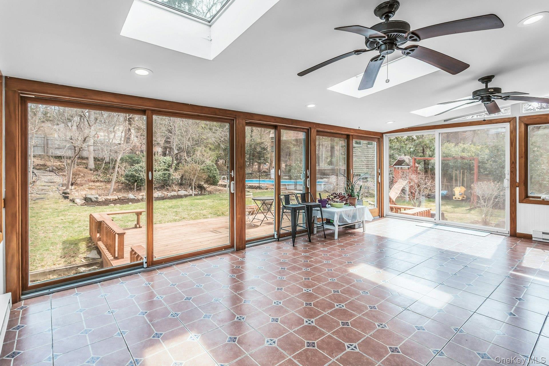 #13 photo, 9 Cold Spring Hills Road, 롱 아일랜드 Huntington , NY 11743