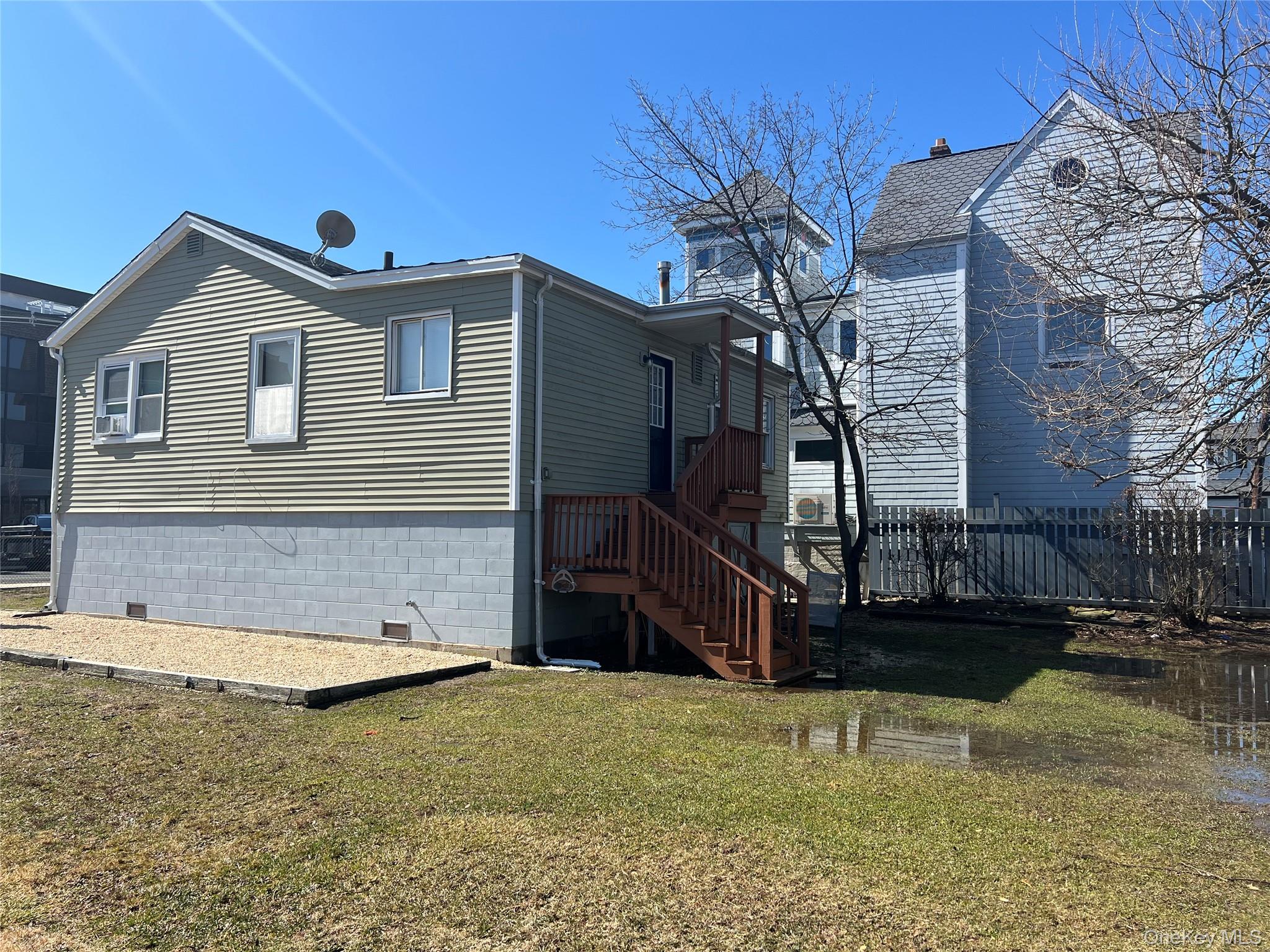 #4 photo, 36 Casino Street, नासाउ काउंटी Freeport , NY 11520