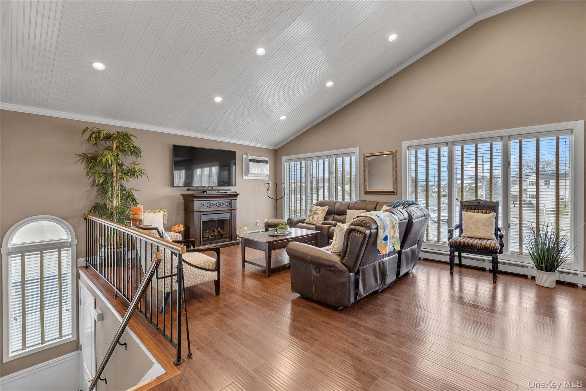 #13 photo, 134 W Lido Prom, 東長島 Lindenhurst , NY 11757