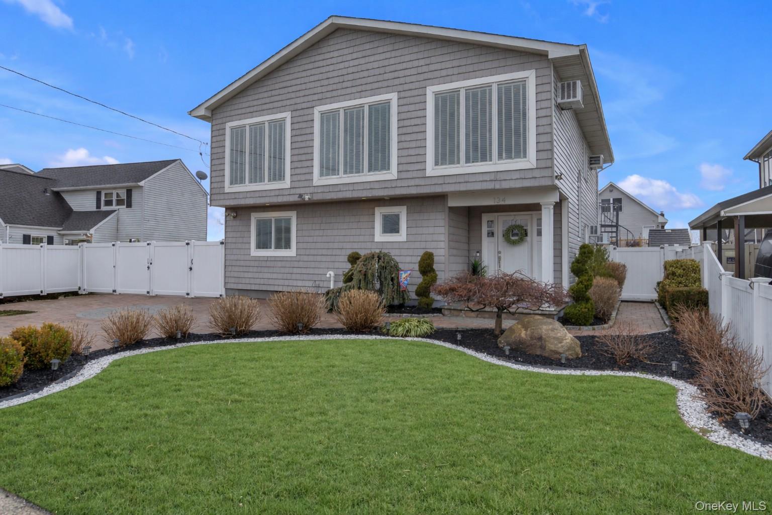 #2 photo, 134 W Lido Prom, 東長島 Lindenhurst , NY 11757