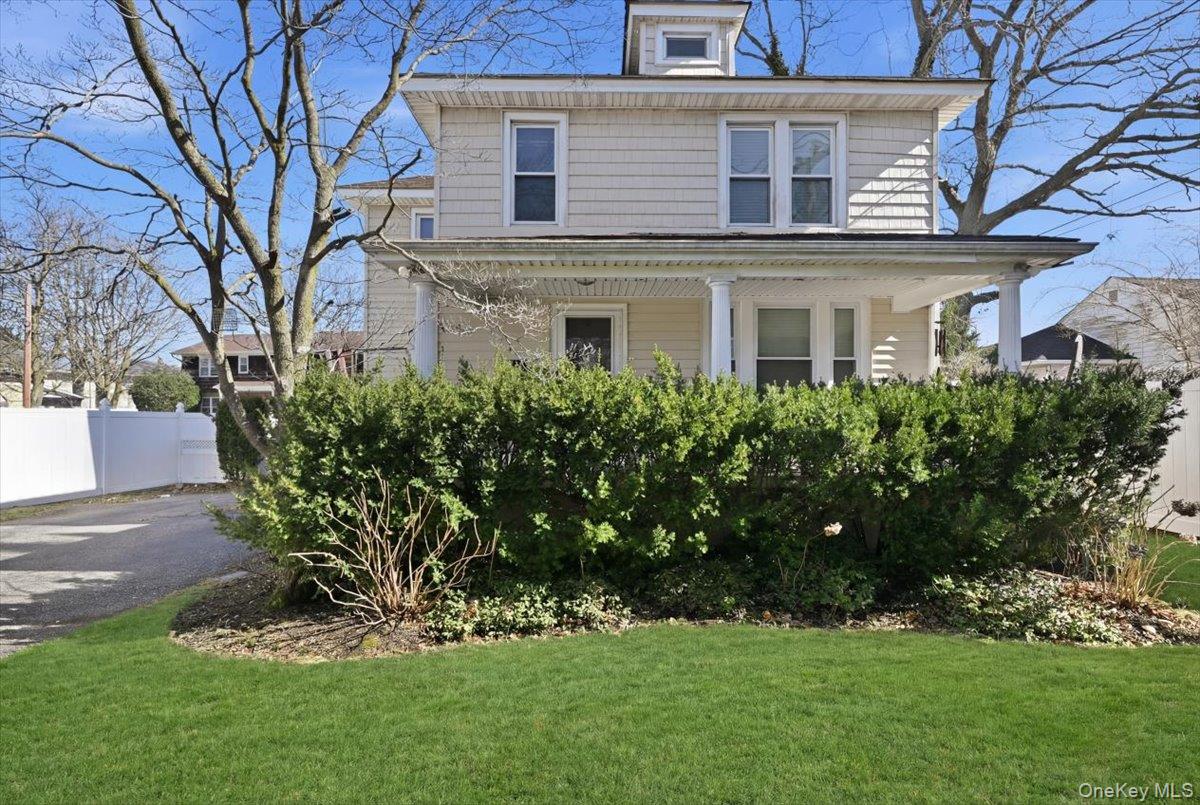 #3 photo, 1165 Meadowbrook Road, 長島 Merrick , NY 11566