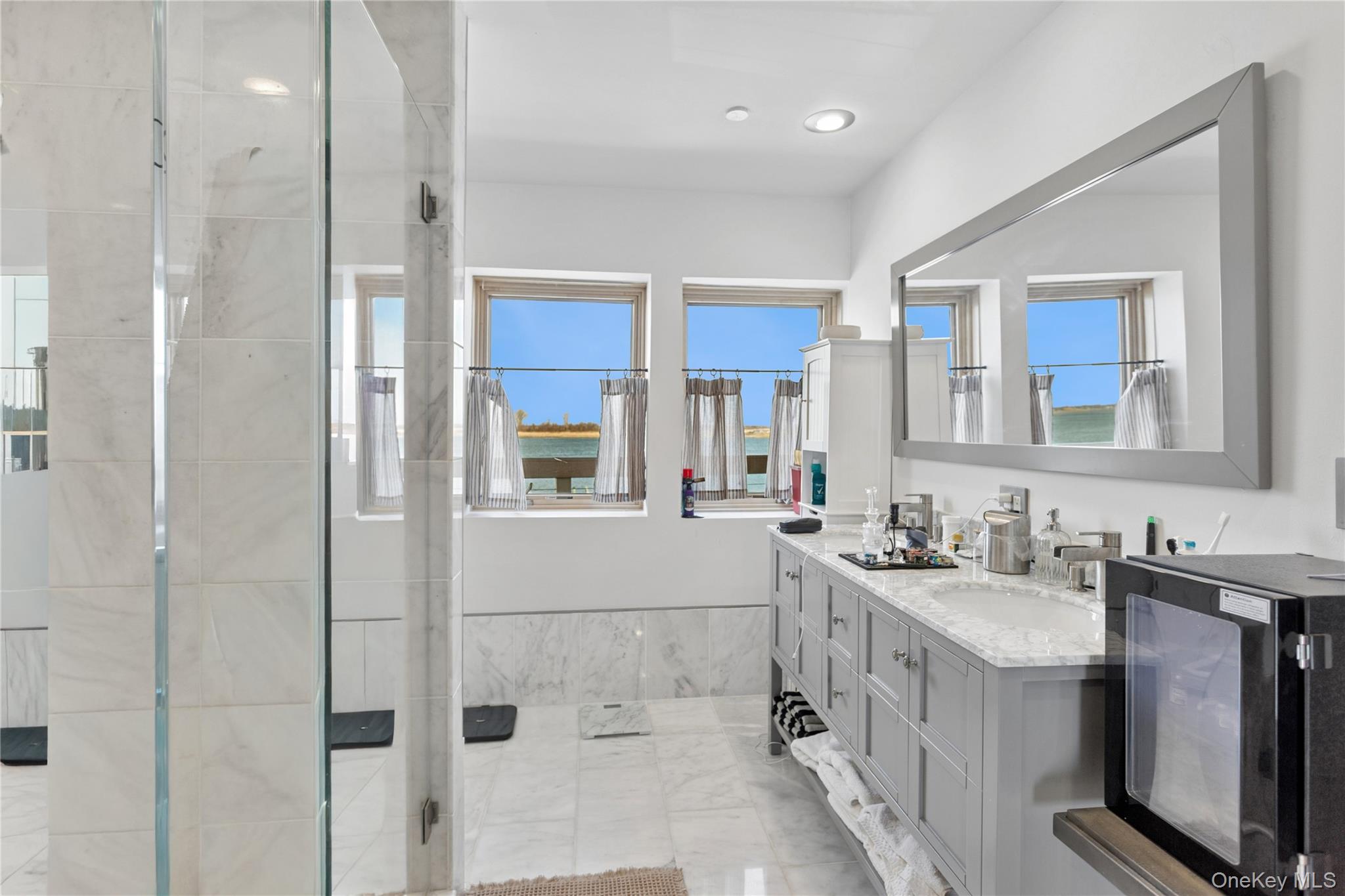 #17 photo, 416 W Bay Drive, নাসাউ কাউন্টি Long Beach , NY 11561