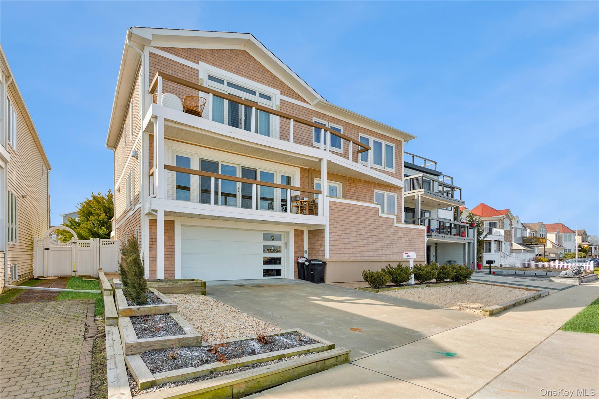 #2 photo, 416 W Bay Drive, নাসাউ কাউন্টি Long Beach , NY 11561