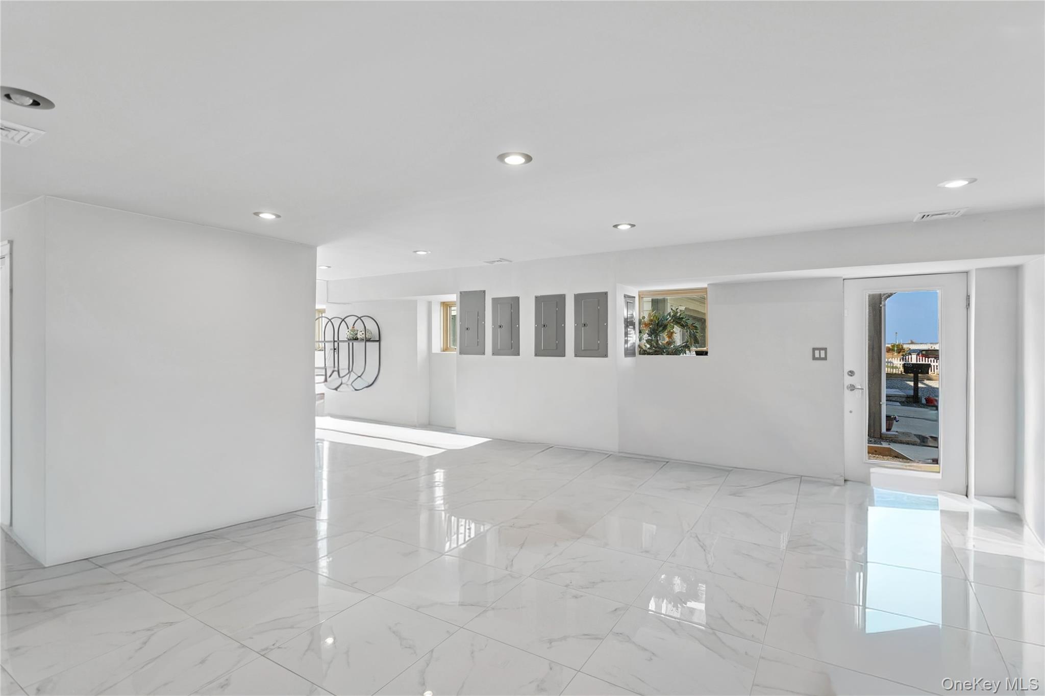 #5 photo, 416 W Bay Drive, নাসাউ কাউন্টি Long Beach , NY 11561