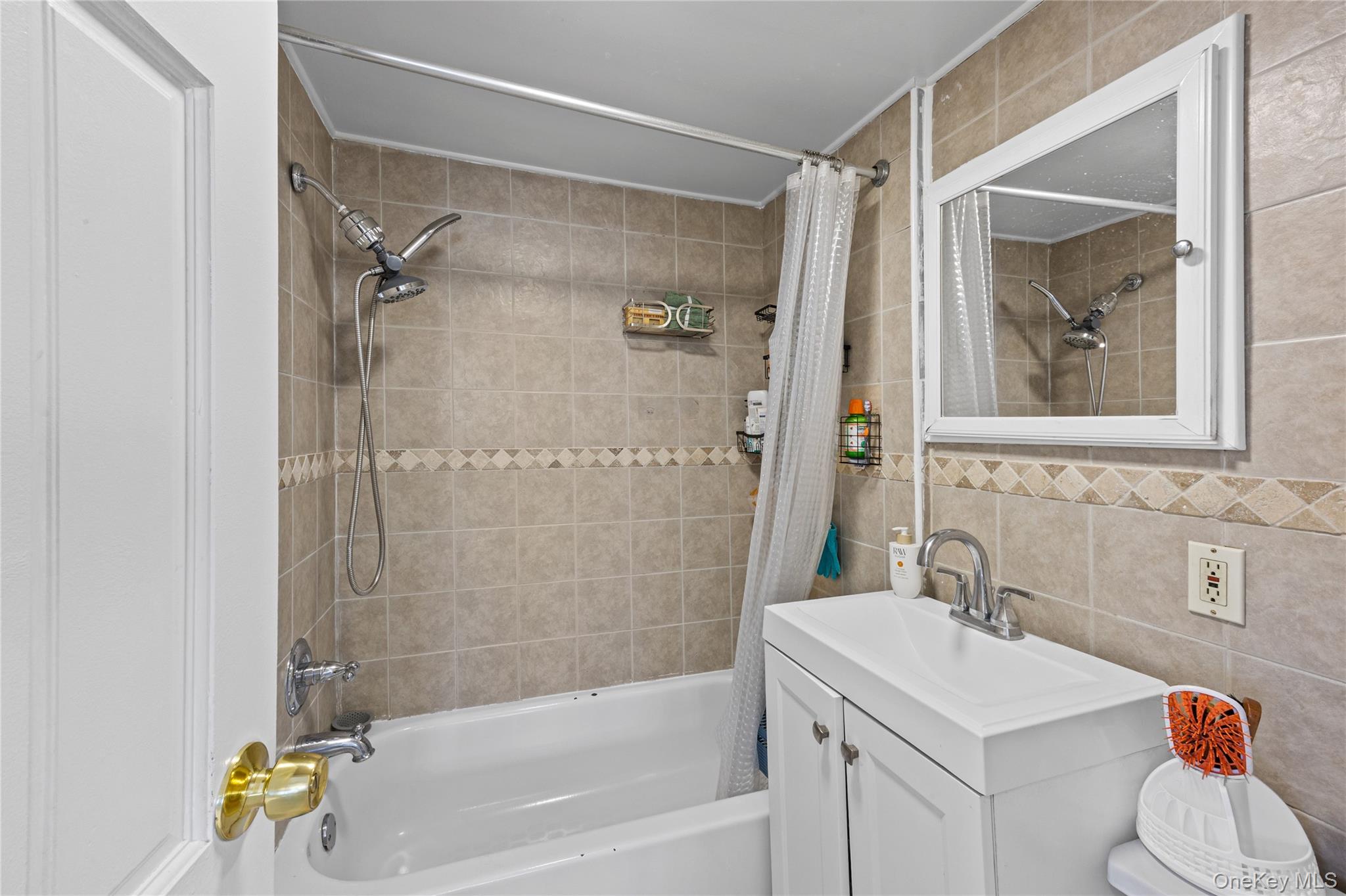 #17 photo, 255 26th Street, সাফোক কাউন্টি Copiague , NY 11726