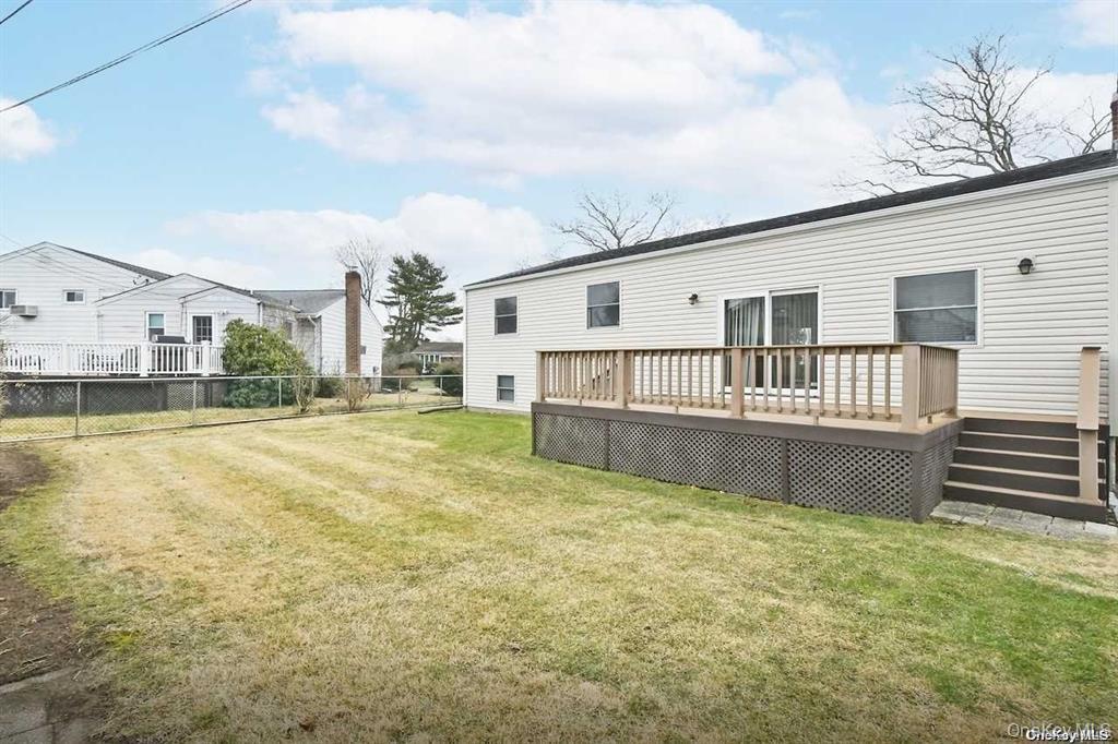 #16 photo, 6 Patricia Street, নাসাউ কাউন্টি Plainview , NY 11803