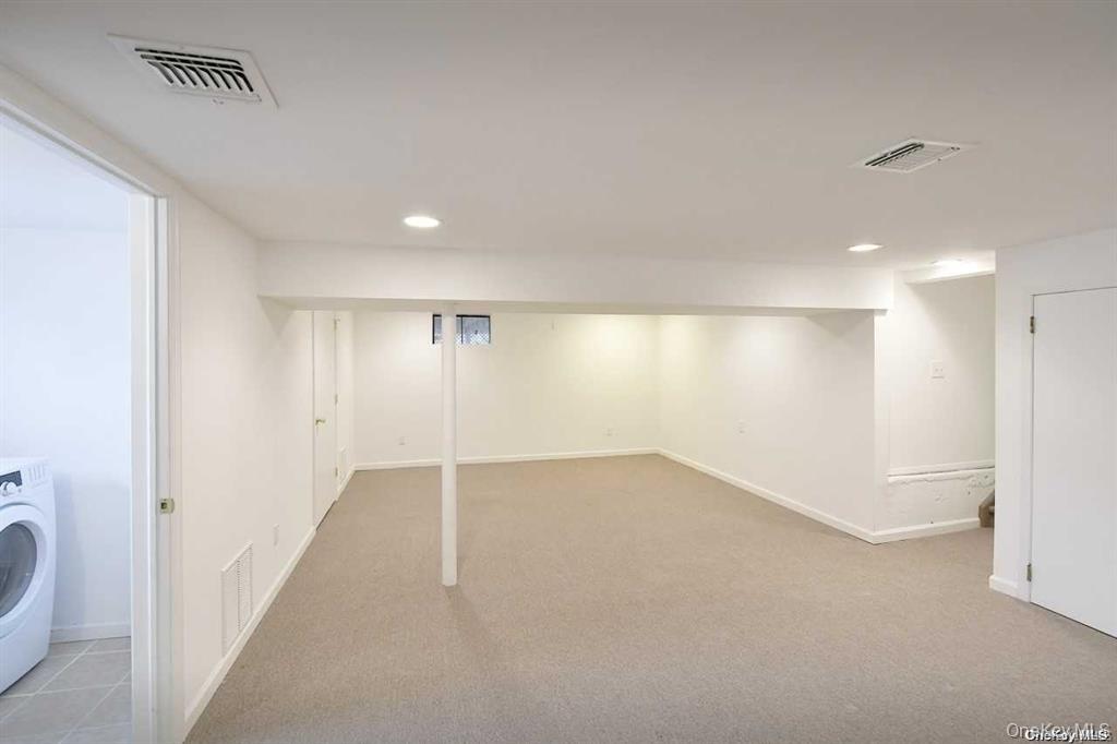 #17 photo, 6 Patricia Street, নাসাউ কাউন্টি Plainview , NY 11803