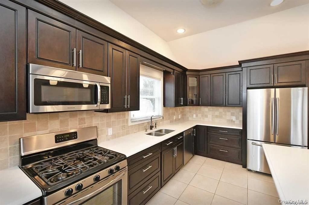 #3 photo, 6 Patricia Street, নাসাউ কাউন্টি Plainview , NY 11803