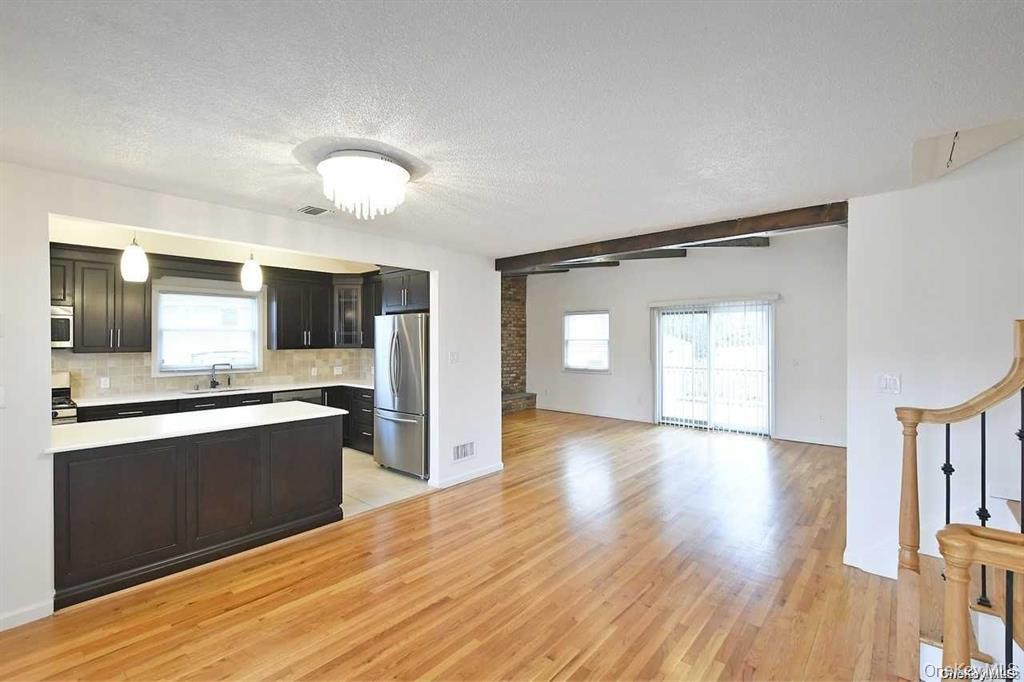 #4 photo, 6 Patricia Street, নাসাউ কাউন্টি Plainview , NY 11803