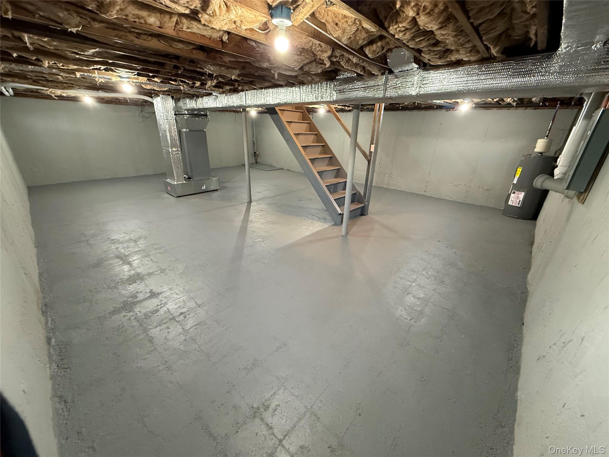 #12 photo, 661 College Road, Farmingville , NY 11738