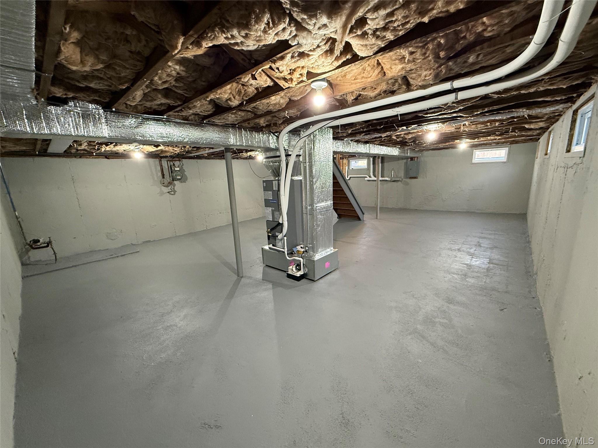 #13 photo, 661 College Road, Farmingville , NY 11738