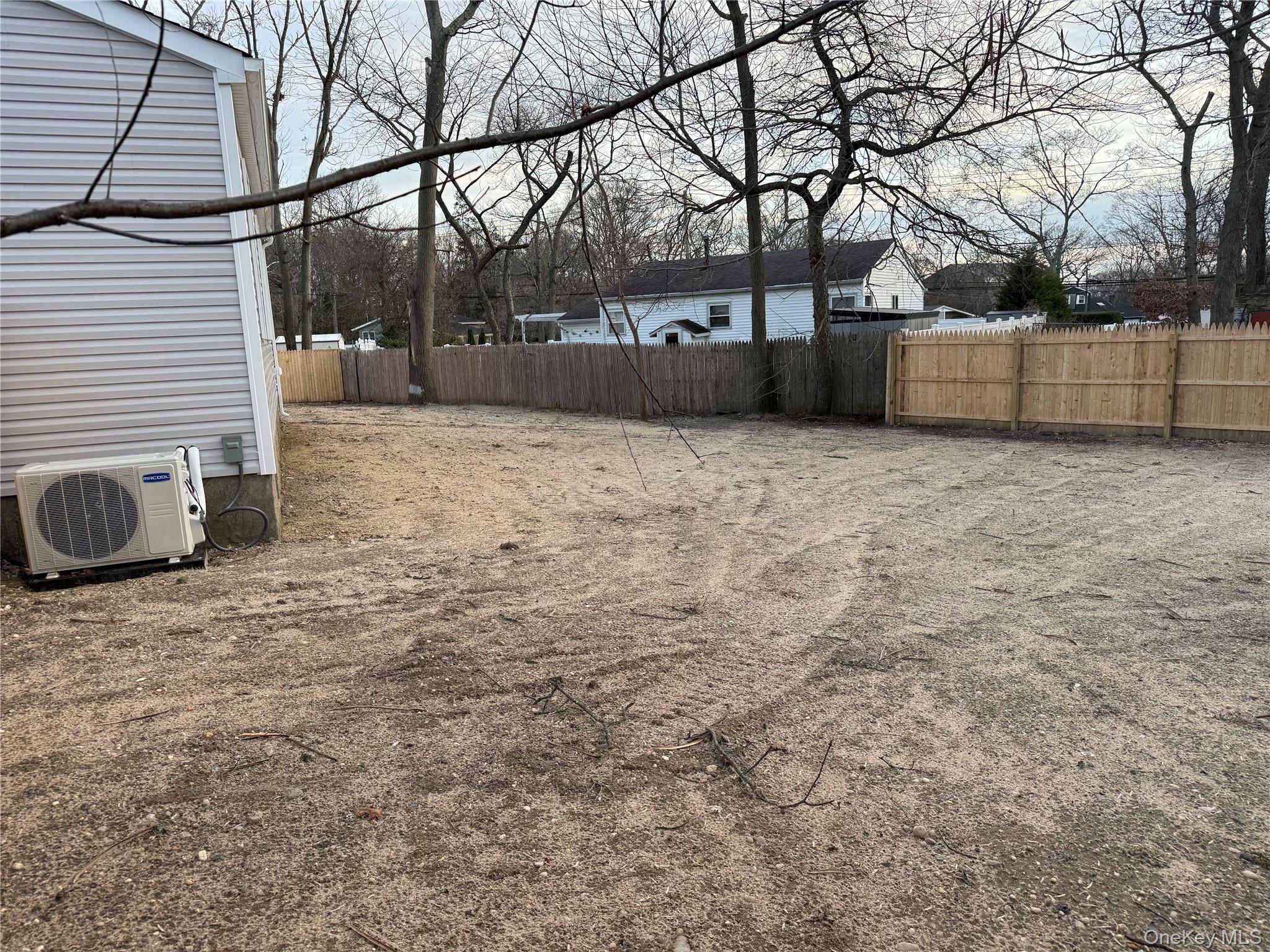 #17 photo, 661 College Road, Farmingville , NY 11738