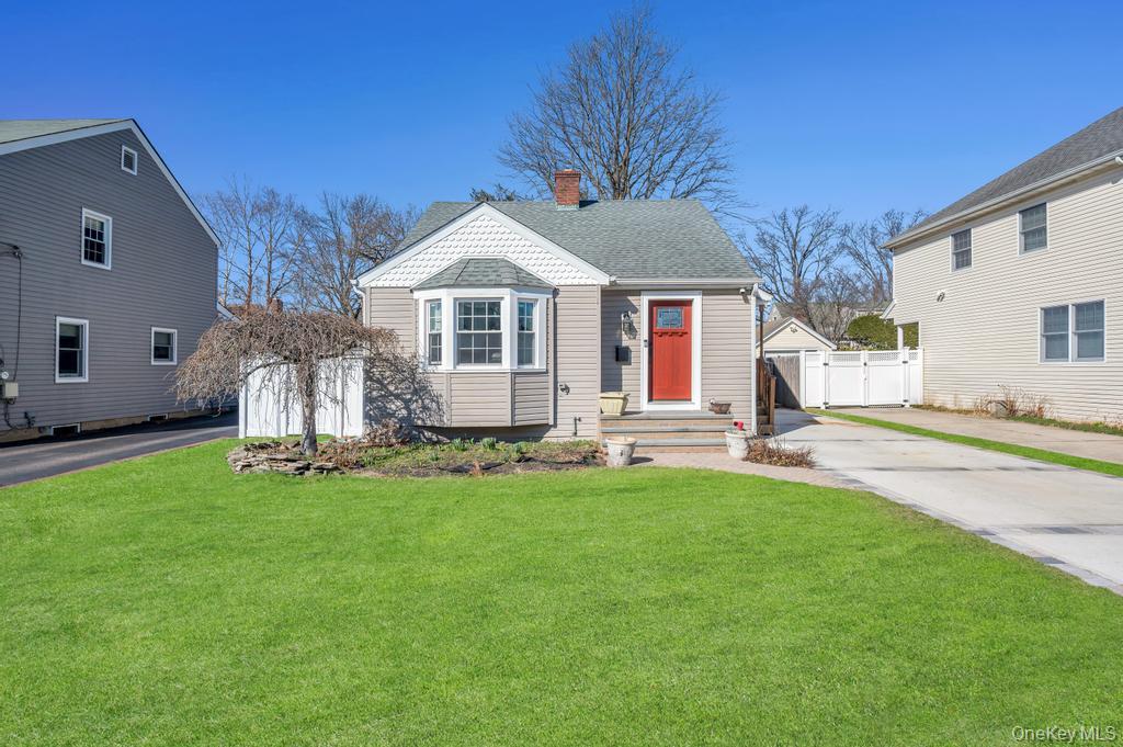 #1 photo, 2478 Loft Avenue, מחוז נסאו Baldwin , NY 11510