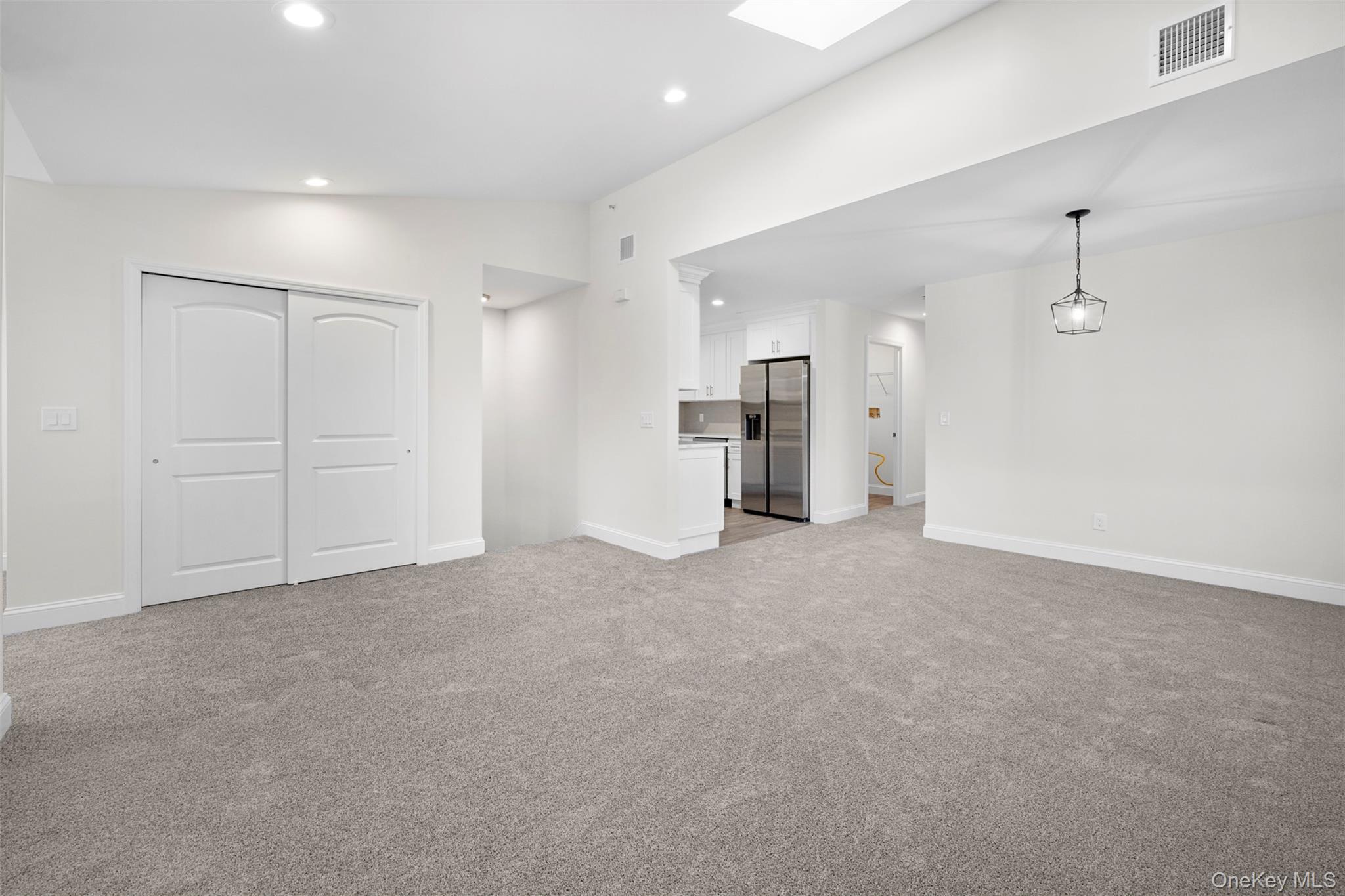 #12 photo, 108 Maya Circle, Саффолк ‖ Central Islip , NY 11722