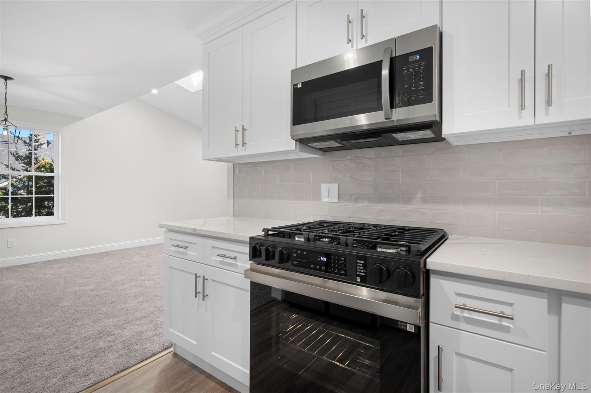 #9 photo, 108 Maya Circle, Саффолк ‖ Central Islip , NY 11722