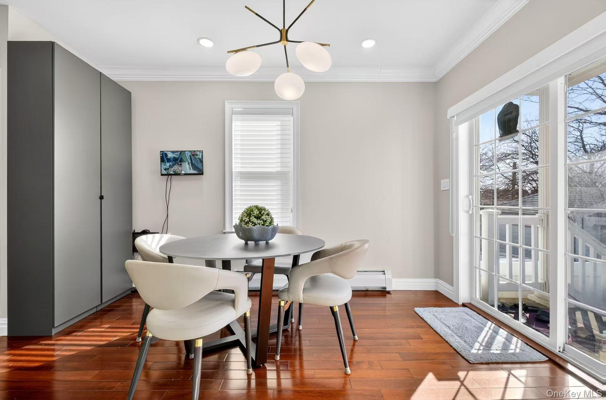 #16 photo, 4122 169th Street, كوينز Flushing , NY 11358