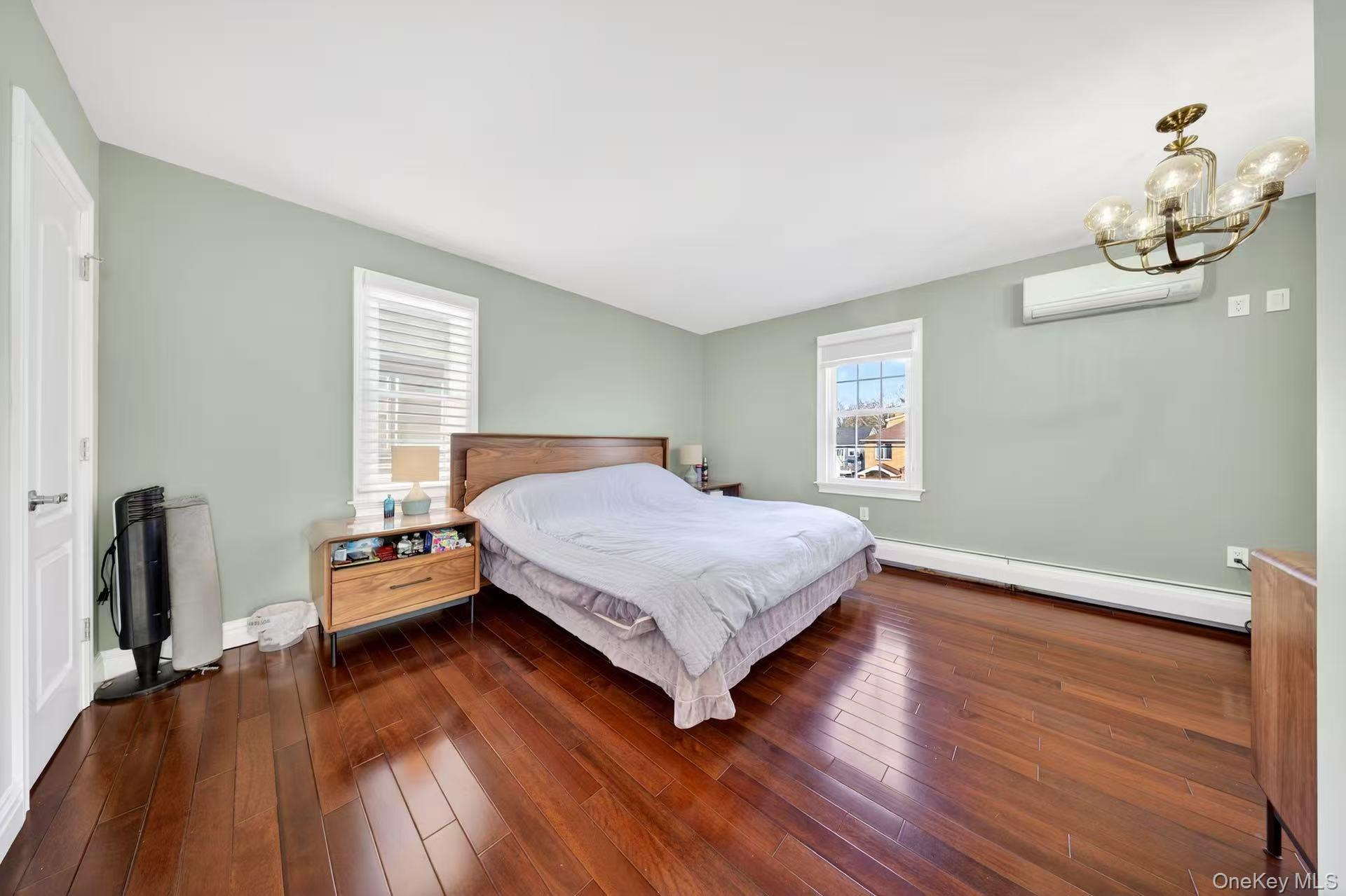 #19 photo, 4122 169th Street, كوينز Flushing , NY 11358