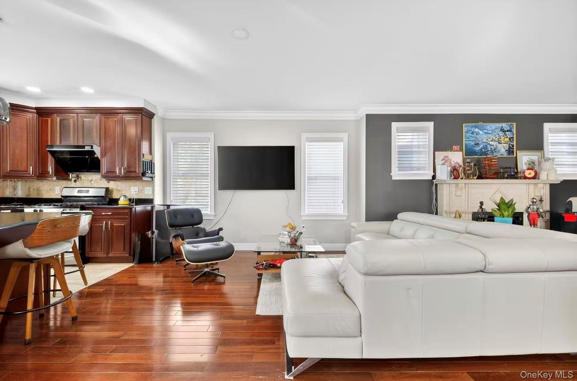 #7 photo, 4122 169th Street, كوينز Flushing , NY 11358