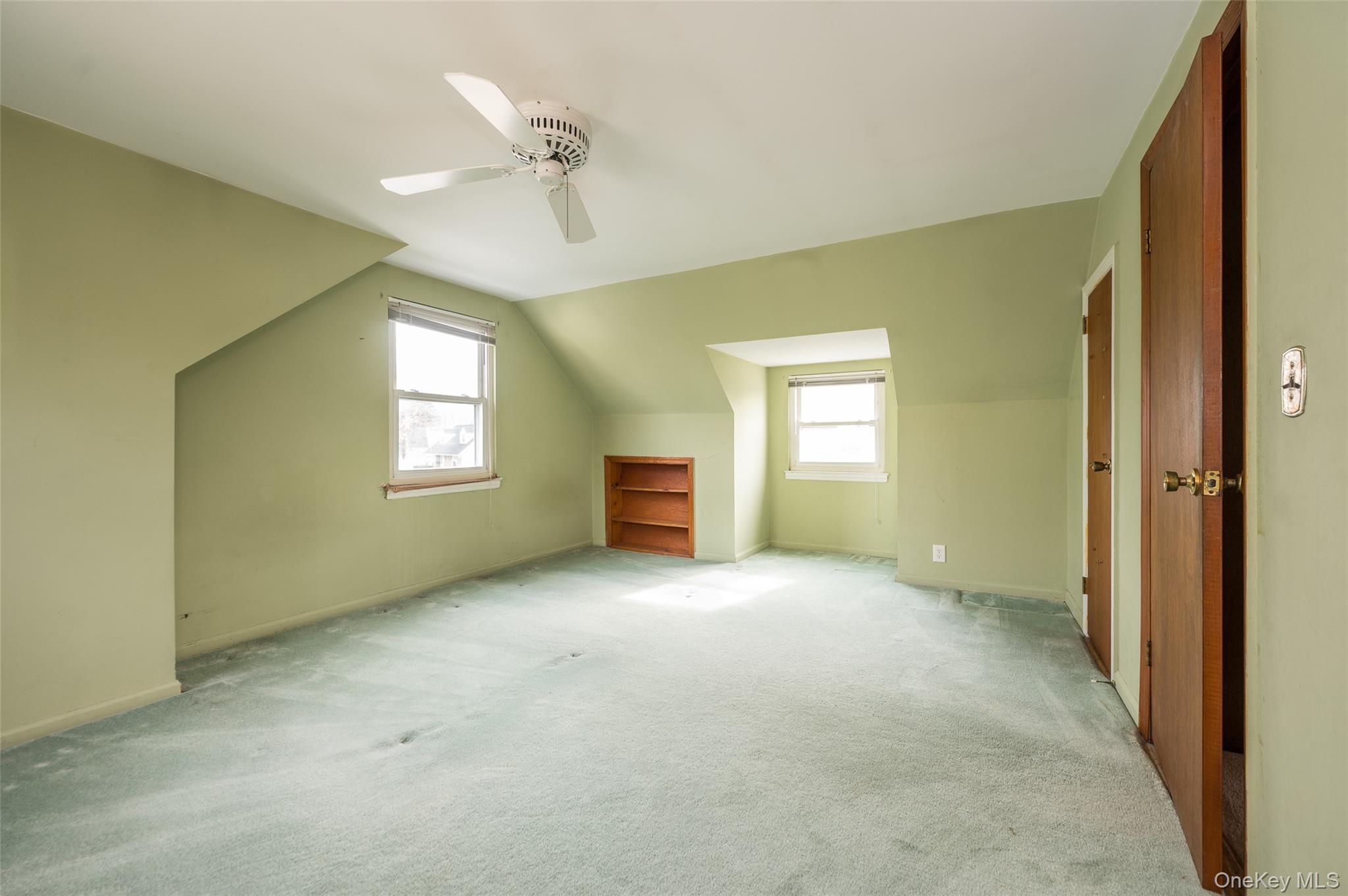 #10 photo, 832 Stratford Drive, 長島 East Meadow , NY 11554