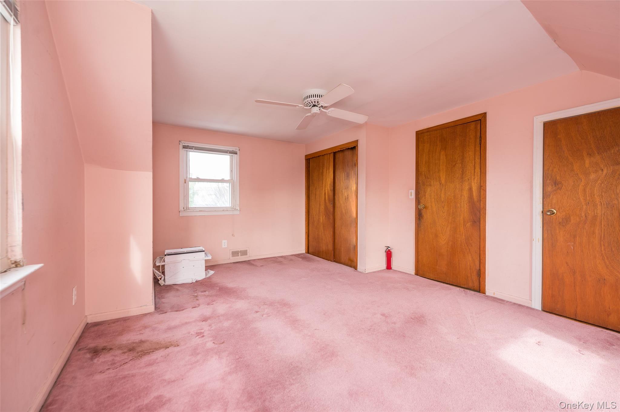 #11 photo, 832 Stratford Drive, 長島 East Meadow , NY 11554