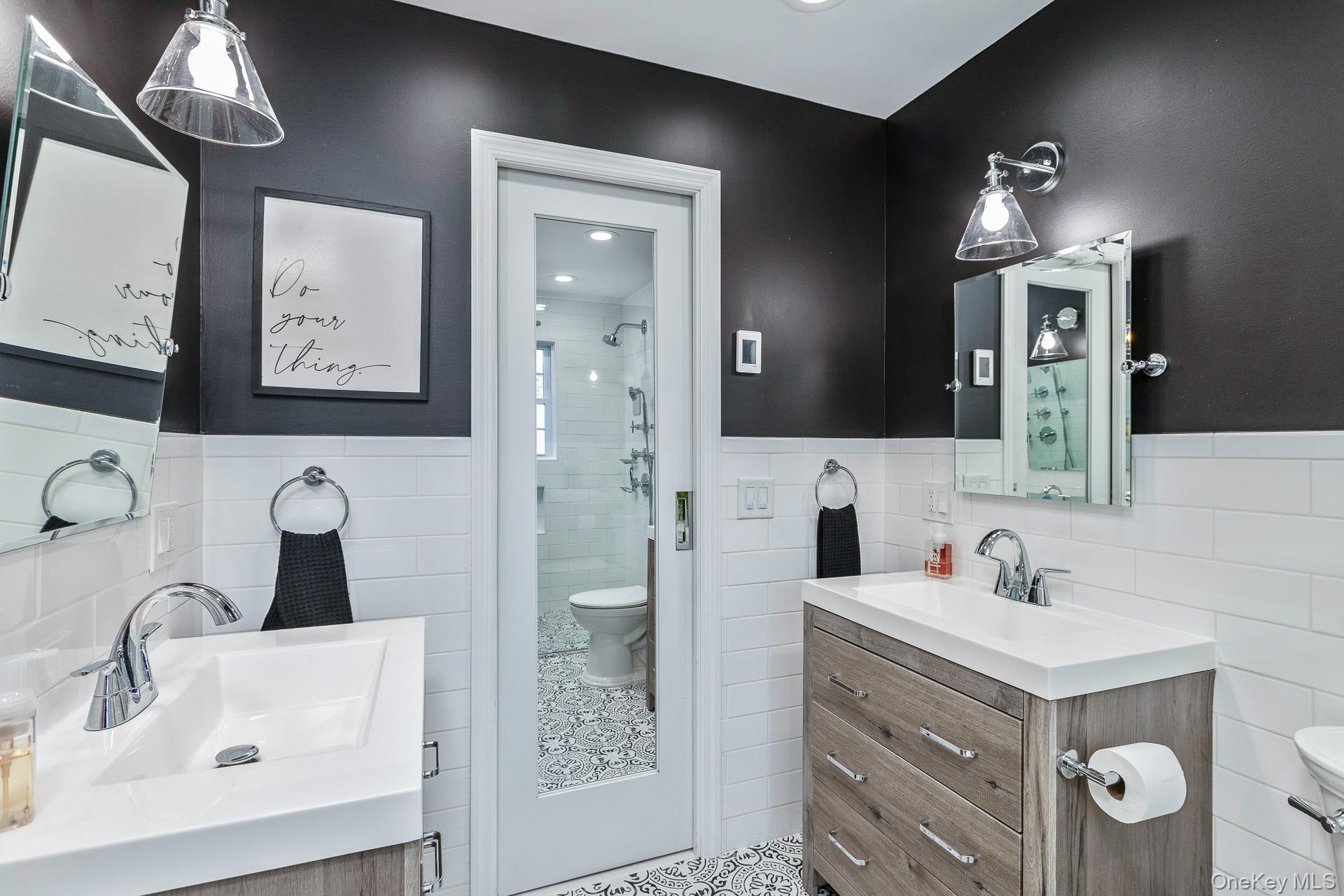 #18 photo, 16 Ursular Court, সাফোক কাউন্টি Smithtown , NY 11787