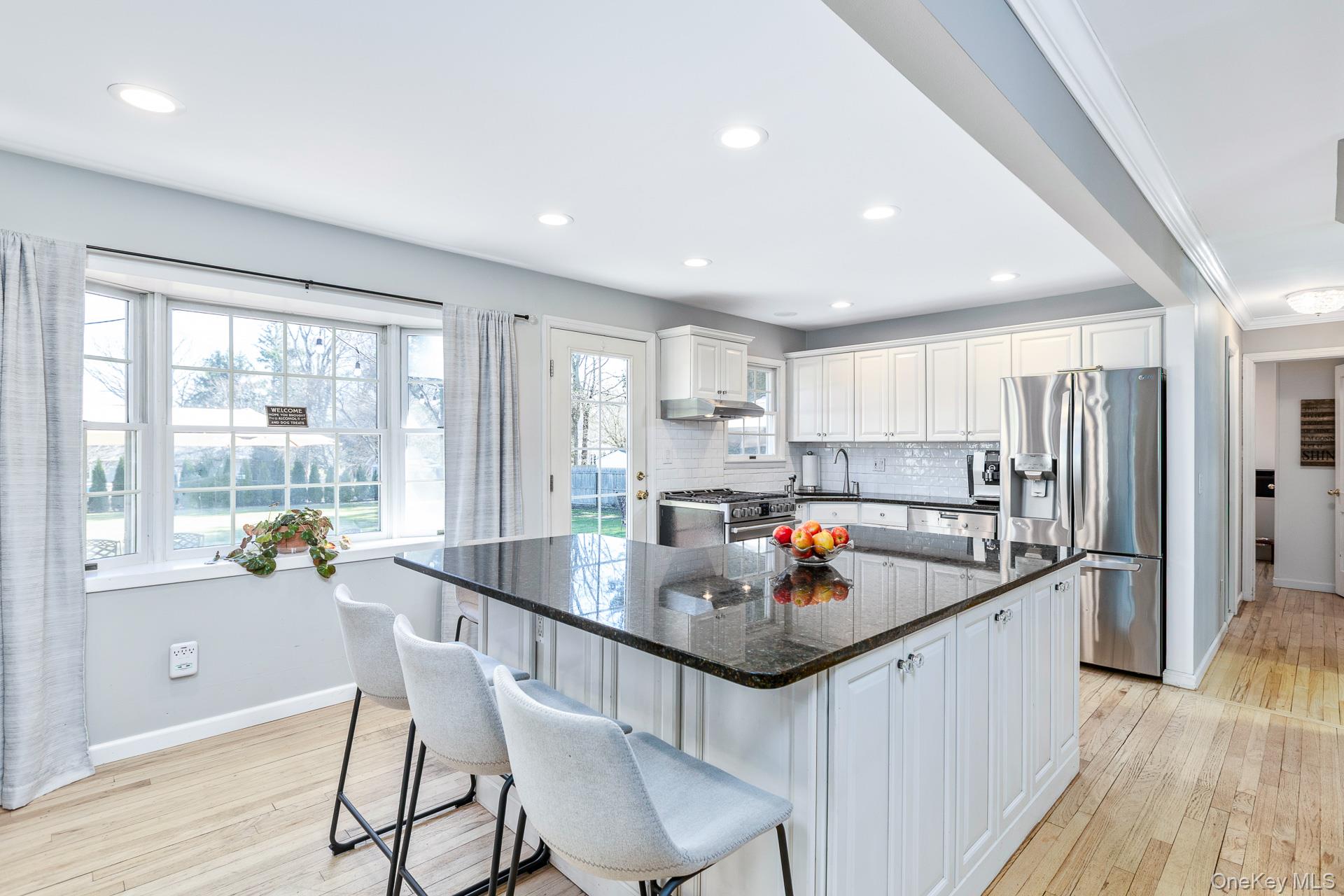 #6 photo, 16 Ursular Court, সাফোক কাউন্টি Smithtown , NY 11787