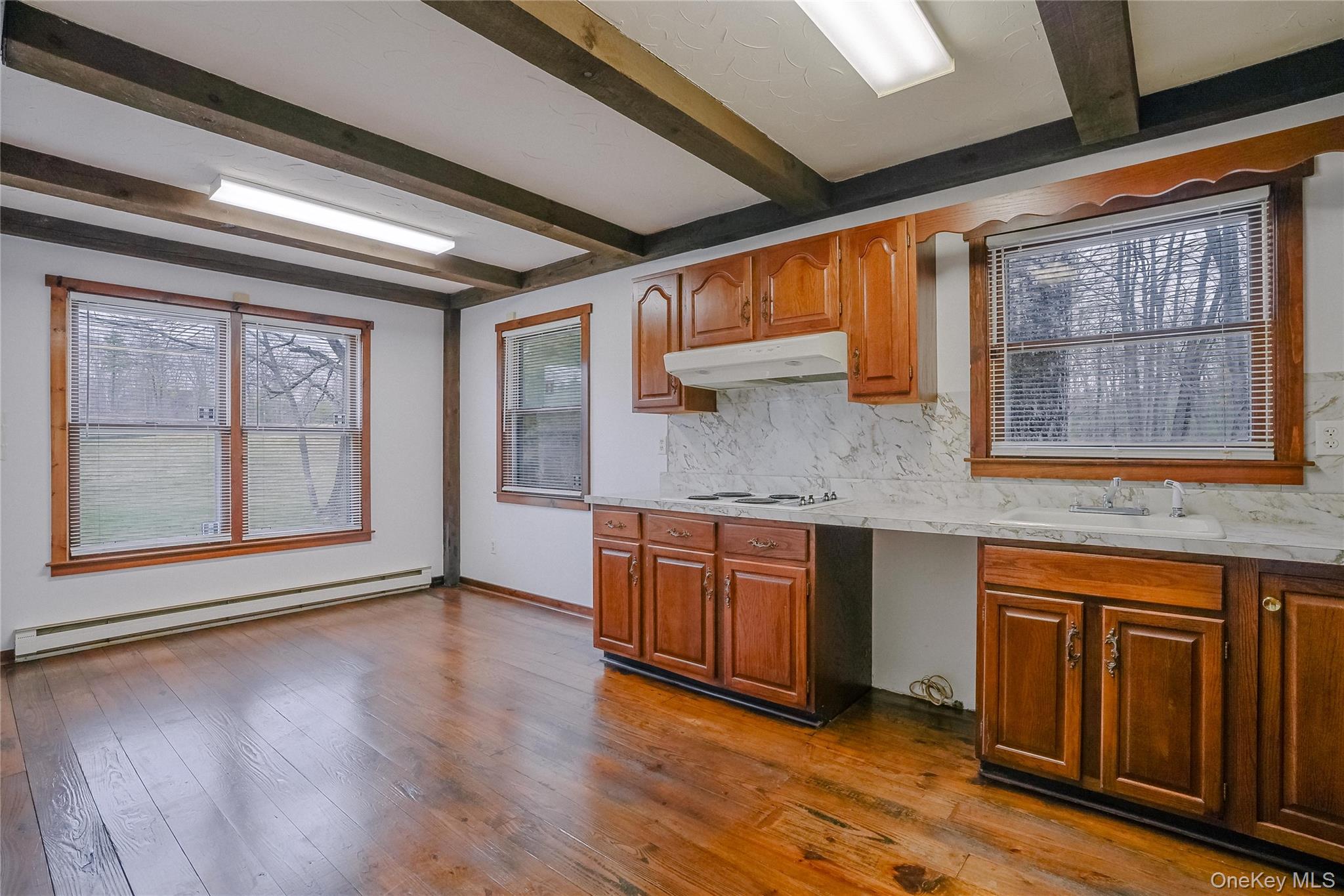 #5 photo, 1050 Route 28, 뉴욕주 Kingston , NY 12401