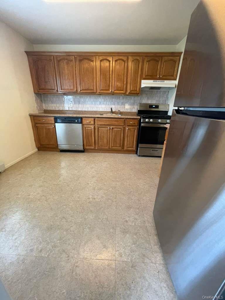 #5 photo, 220 Parkside Drive, 纽约州 Suffern , NY 10901