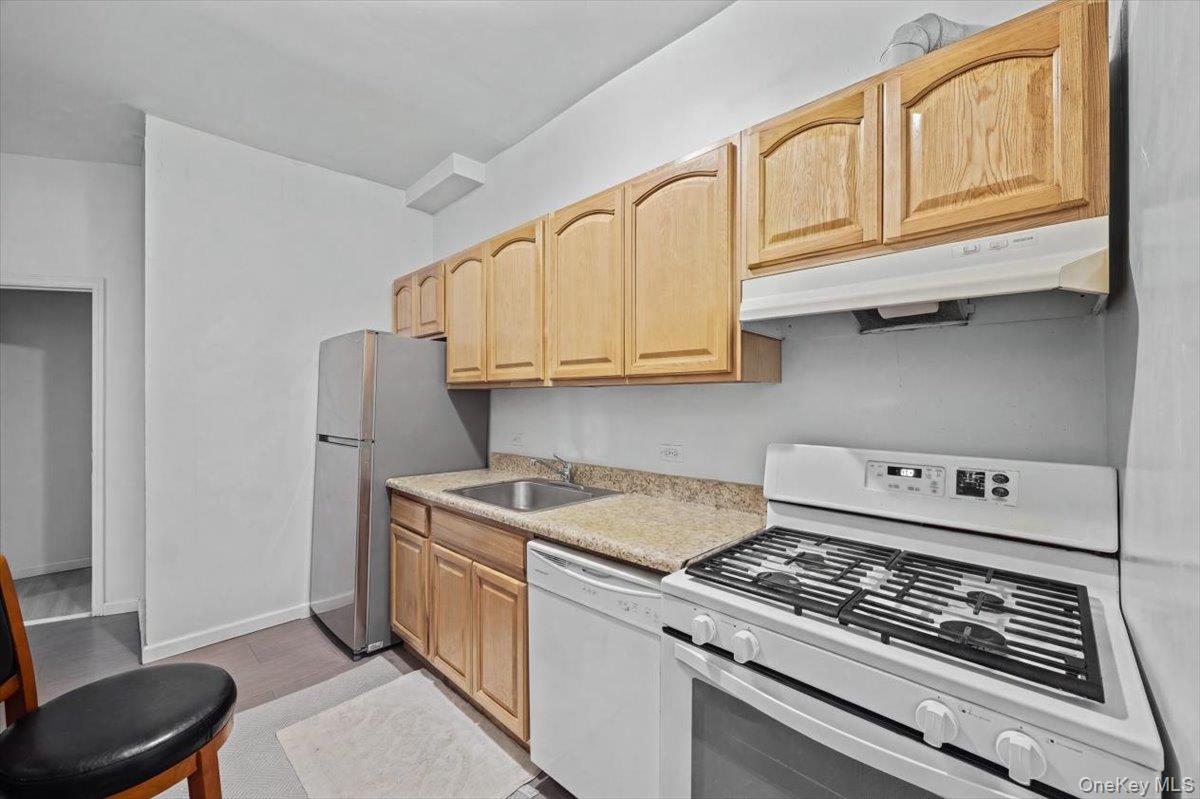 #20 photo, 94 Elliott Avenue, Yonkers , NY 10705