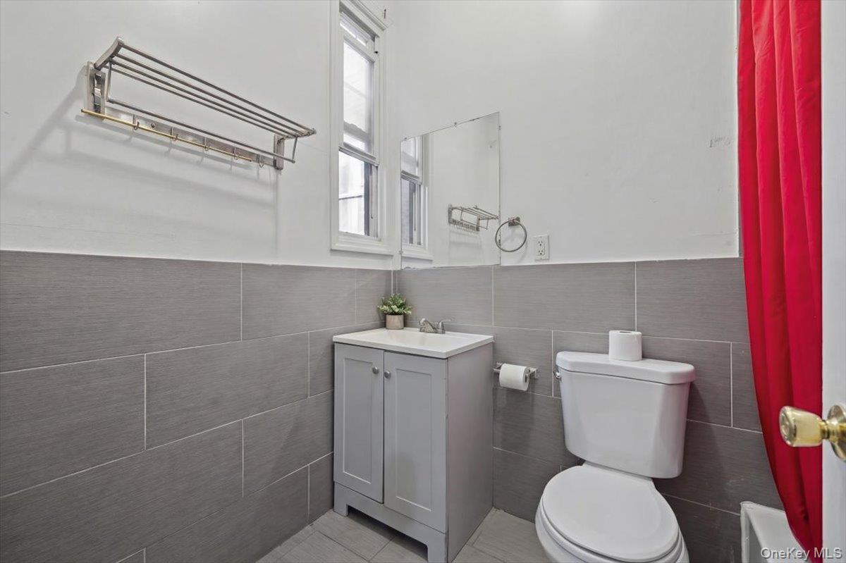 #6 photo, 94 Elliott Avenue, Yonkers , NY 10705