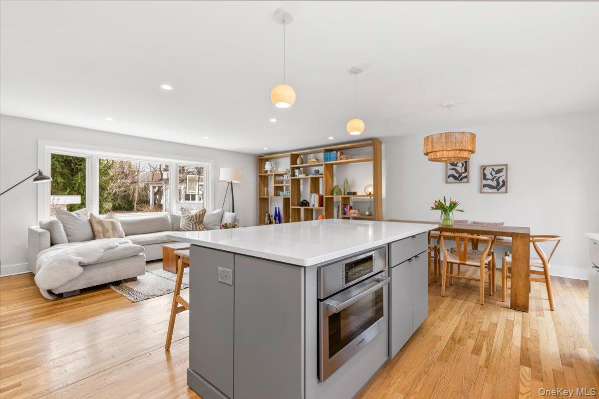 #10 photo, 2A Shadow Lane, Larchmont , NY 10538